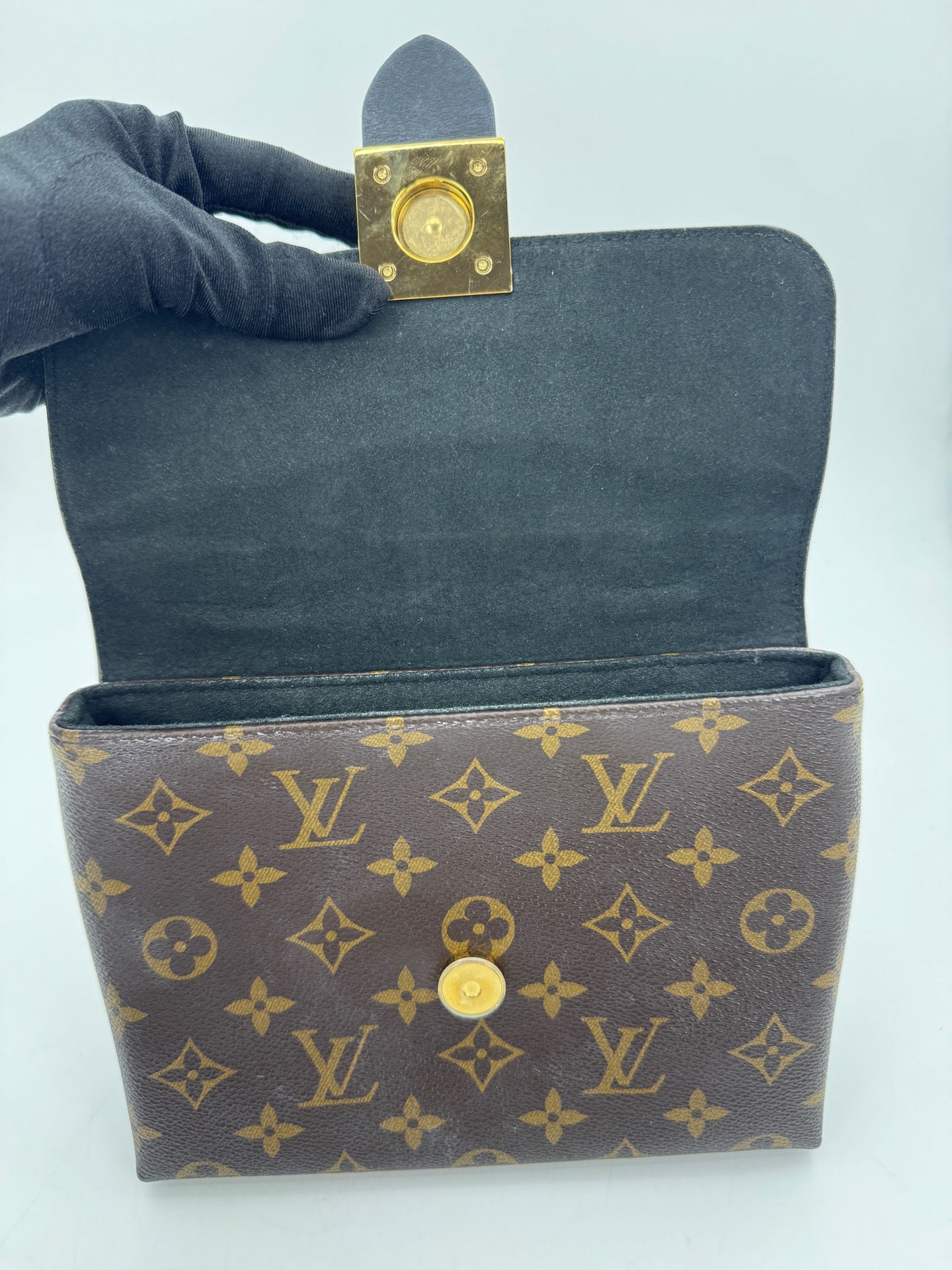 Louis Vuitton - Locky BB - Synthetic - Black - (small)