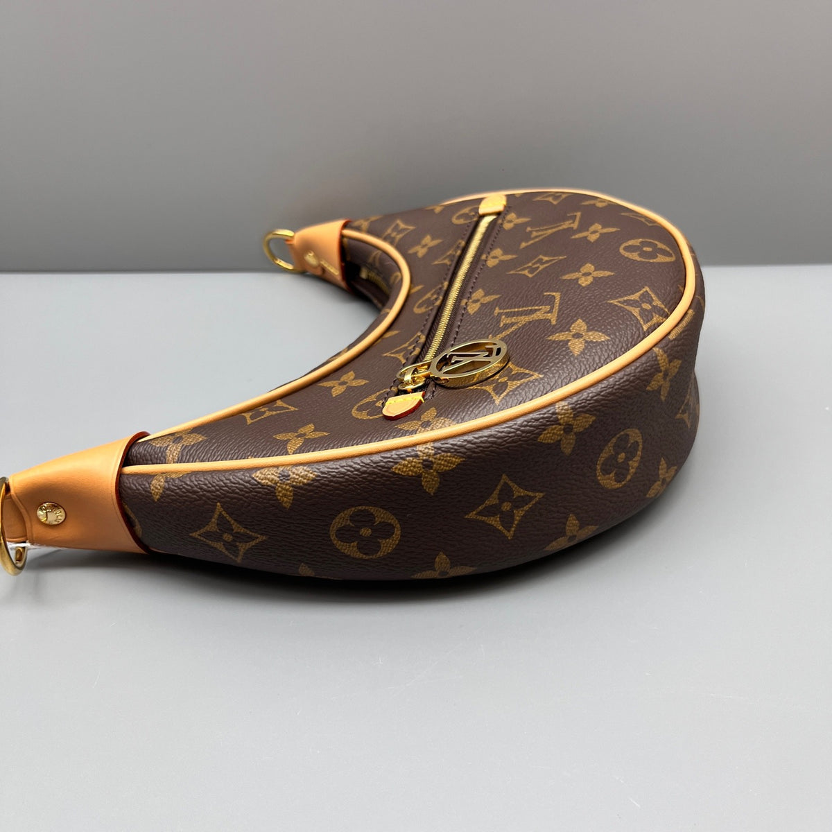 Louis Vuitton - Loop Bag - Leather - Brown