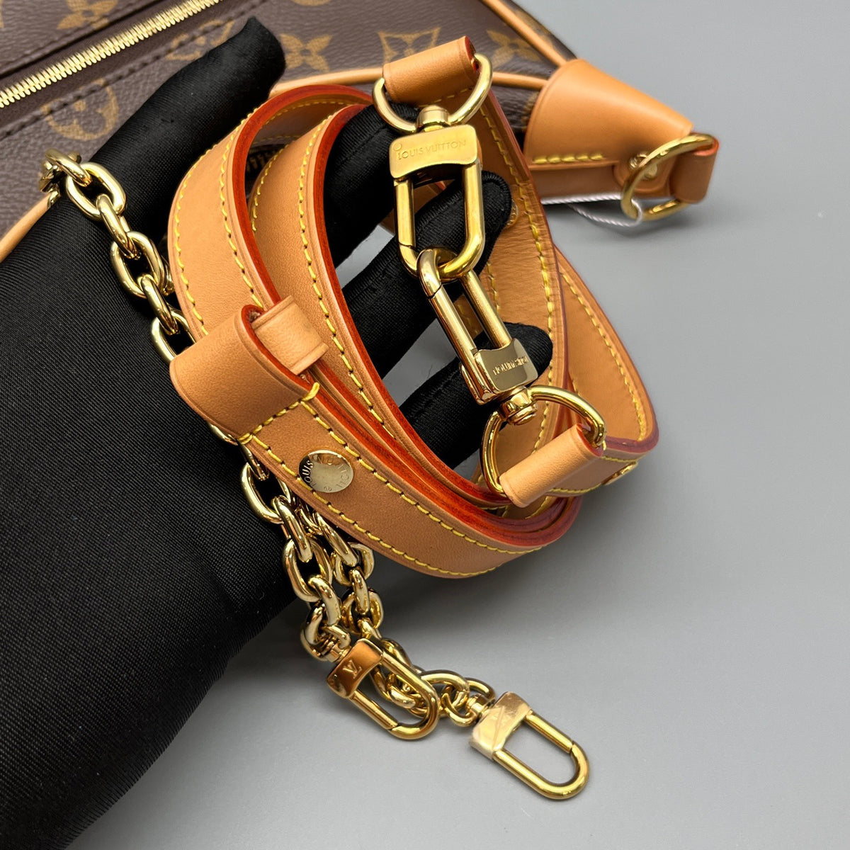 Louis Vuitton - Loop Bag - Leather - Brown