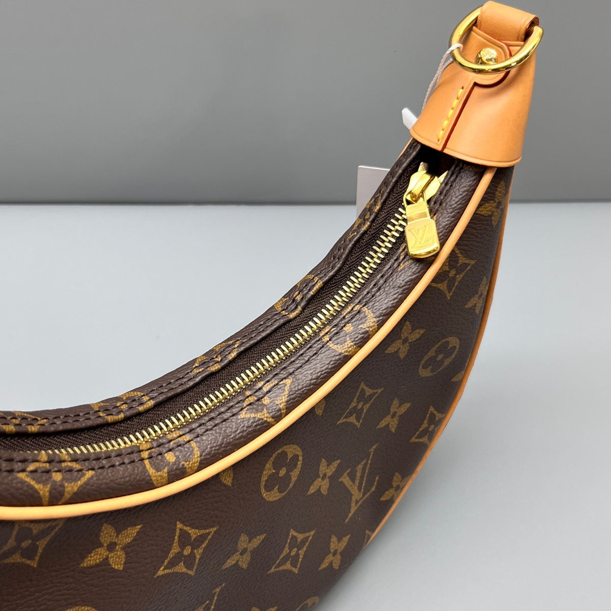Louis Vuitton - Loop Bag - Leather - Brown