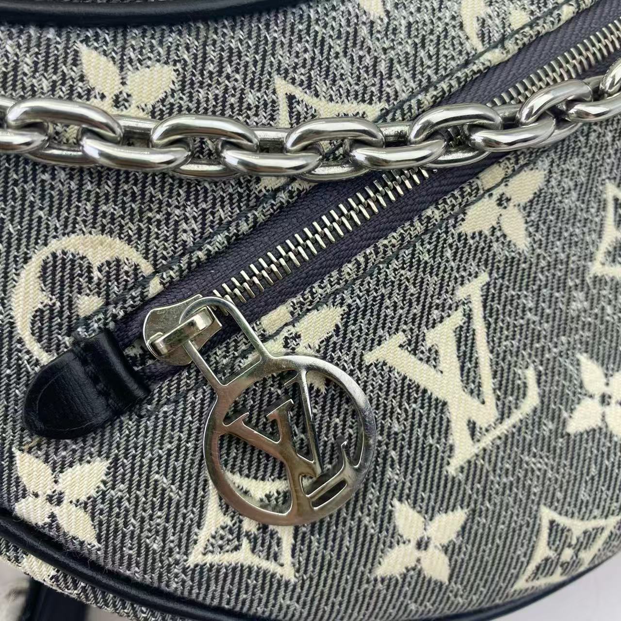 Louis Vuitton - Loop Hobo - Denim canvas - Blue - (small)