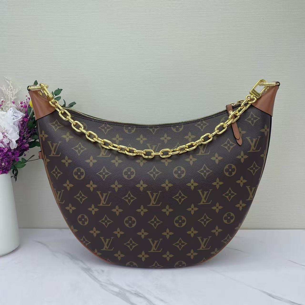 Louis Vuitton - Loop - Monogram coated canvas with natural cowhide leather trim - Brown with natural leather trim and gold-tone hardware - (large)