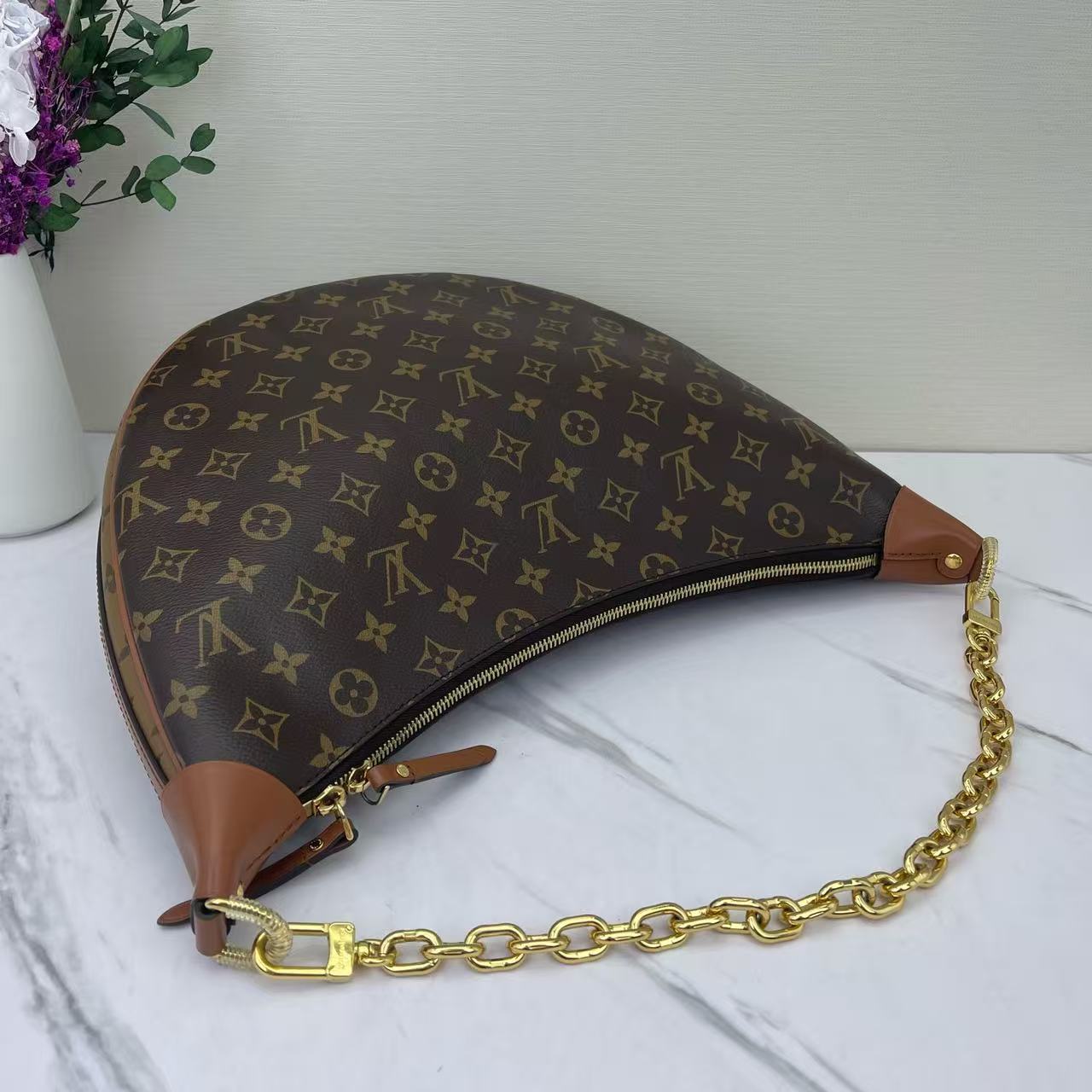 Louis Vuitton - Loop - Monogram coated canvas with natural cowhide leather trim - Brown with natural leather trim and gold-tone hardware - (large)