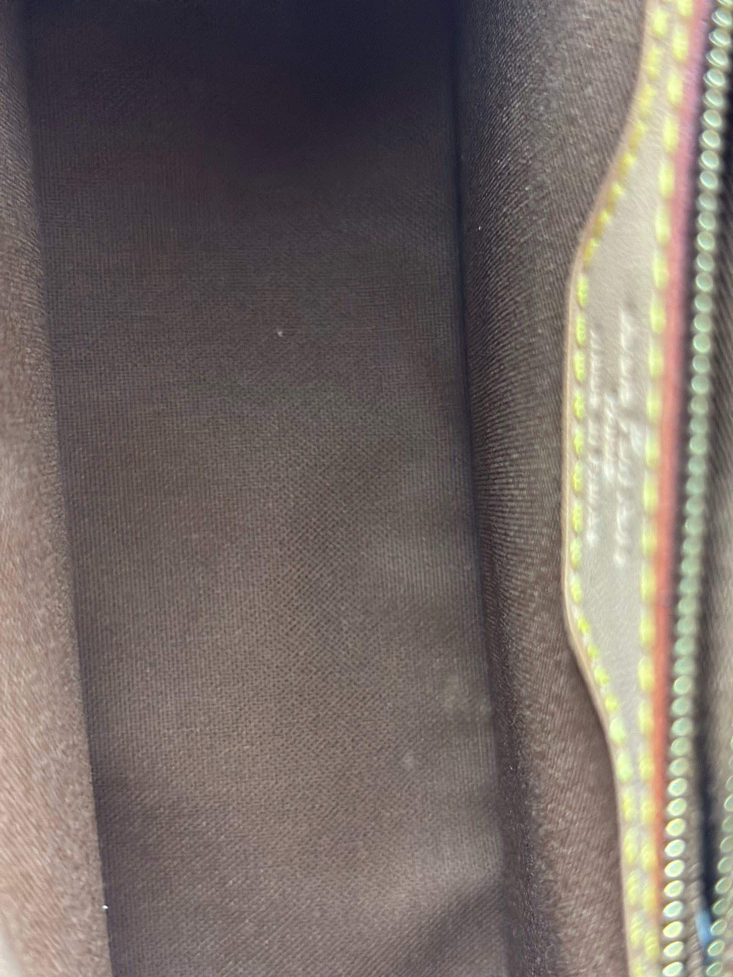 Louis Vuitton - Looping PM - Monogram coated canvas, Vachetta leather - Brown - (Small)