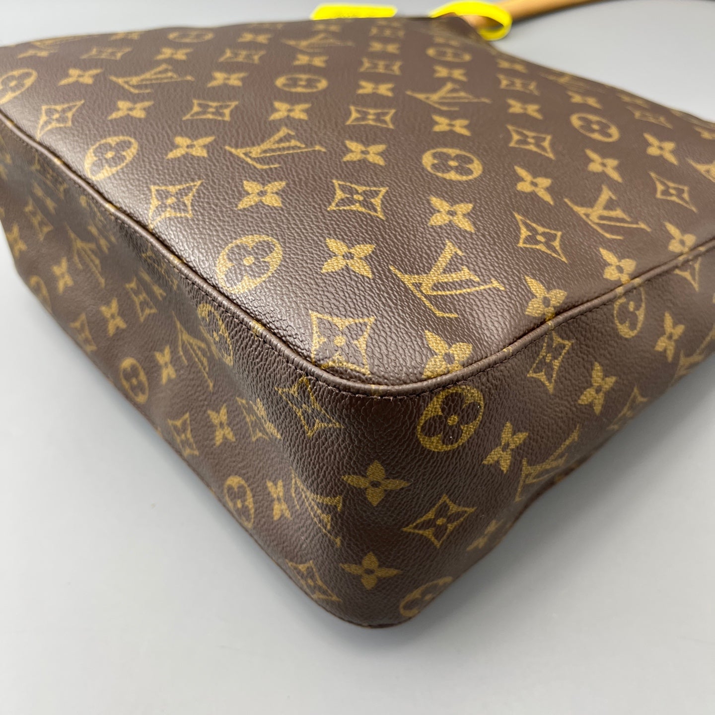 Louis Vuitton - Looping - Synthetic - Brown - (medium)