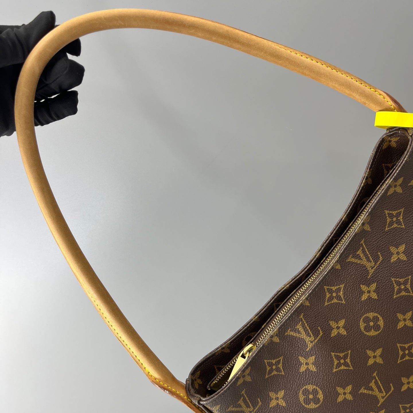 Louis Vuitton - Looping - Synthetic - Brown - (medium)