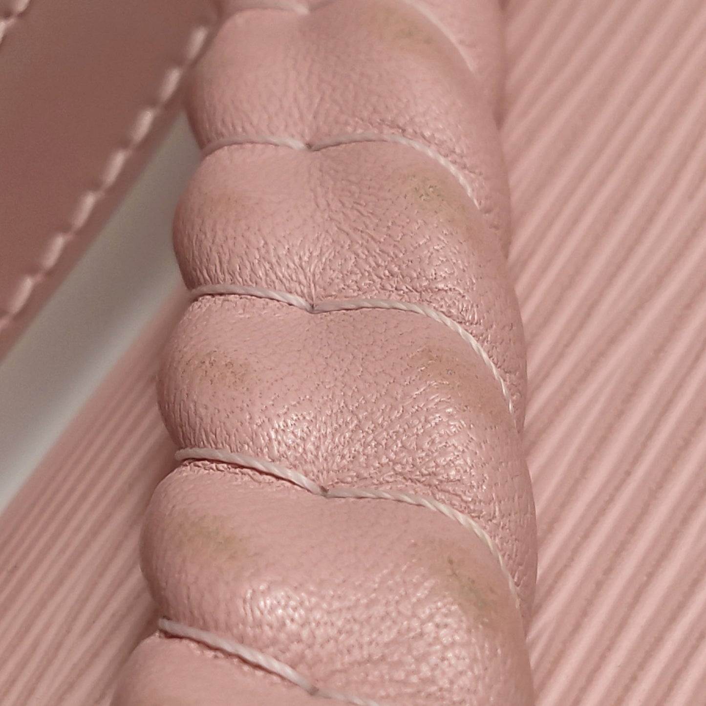 Louis Vuitton - Luna - Leather - Pink - (Medium)