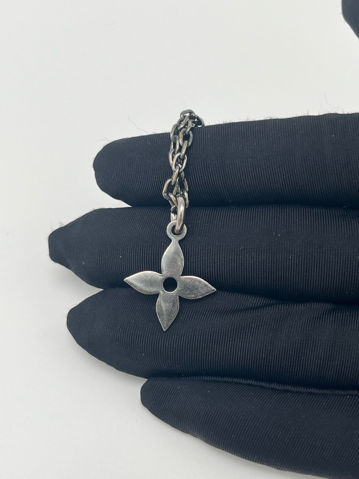 Louis Vuitton - LV Initiales Three-Pendant Necklace - Base metal with an antiqued finish and marble-effect logo detail. - Multicolour - (Medium-long)