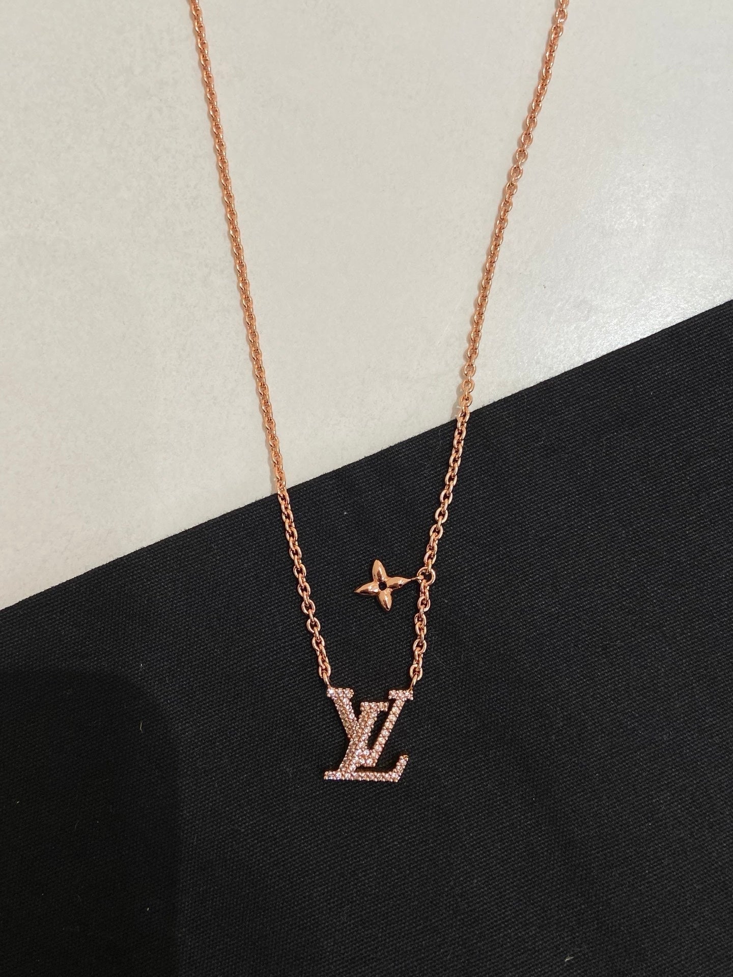 Louis Vuitton - LV Volt - Pink gold - Pink