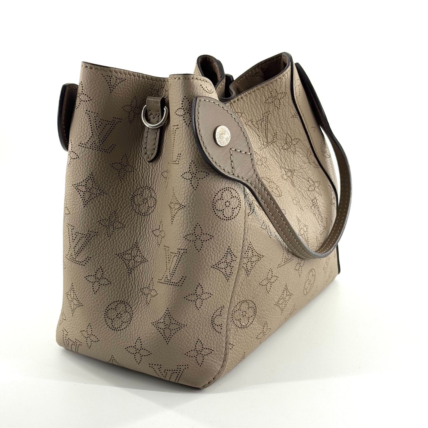 Louis Vuitton - Mahina Babylone BB - Perforated Mahina calfskin leather - Galet (Elephant Grey) - (Small)