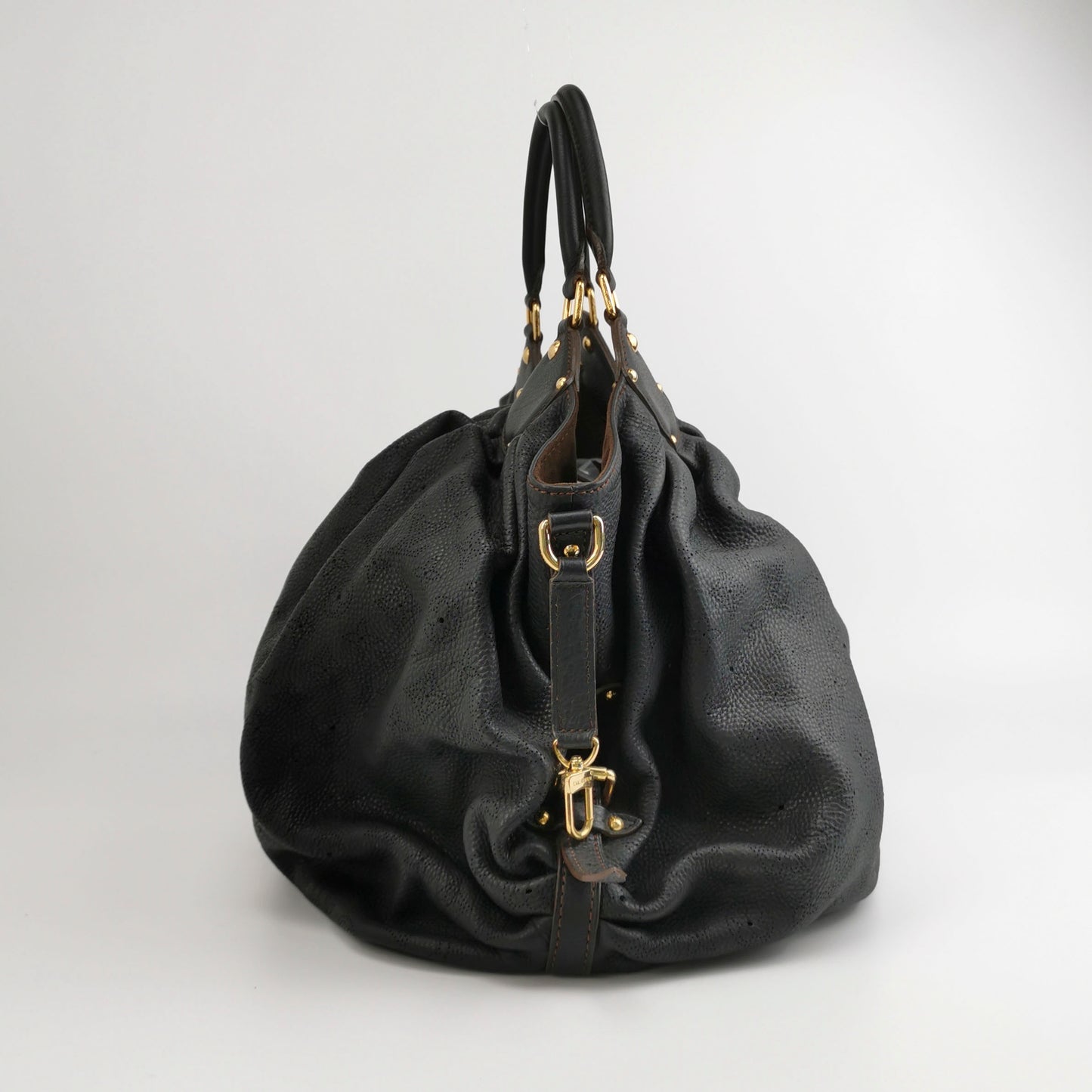 Louis Vuitton - Mahina - Leather - Black - (large)