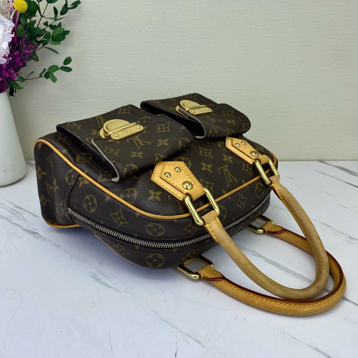 Louis Vuitton - Manhattan - Leather - Brown - (medium)