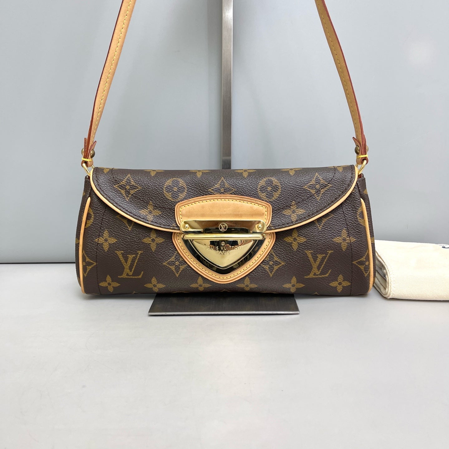 Louis Vuitton - Manhattan - Monogram canvas - Brown - (mini)