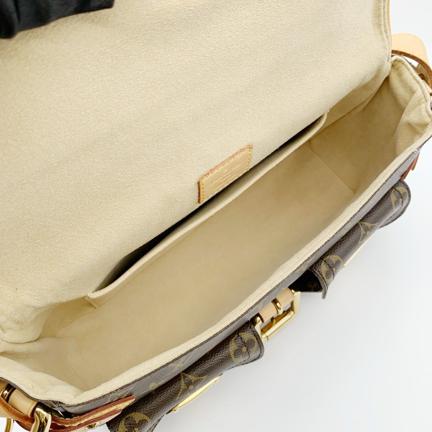 Louis Vuitton - Manhattan PM - Leather - Brown - (small)