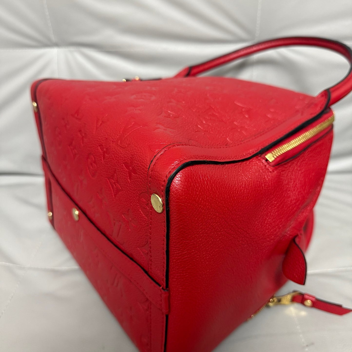 Louis Vuitton - Marais - Leather - Red - (medium)
