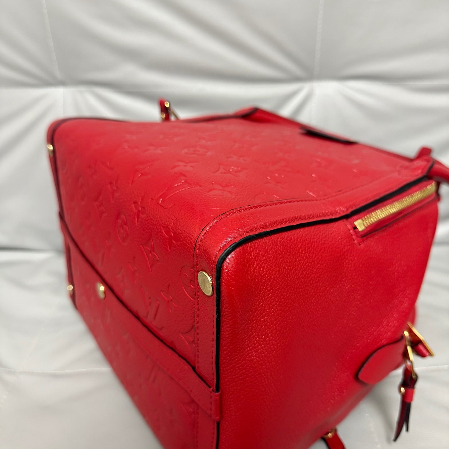 Louis Vuitton - Marais - Leather - Red - (medium)