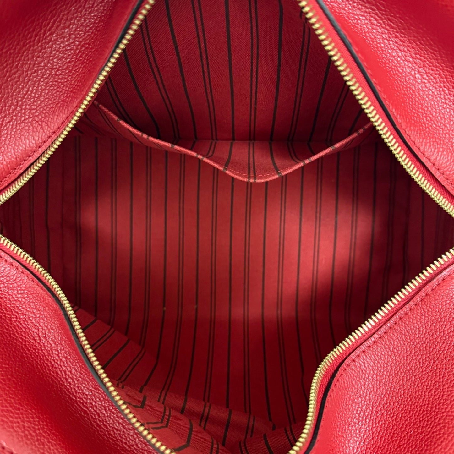 Louis Vuitton - Marais - Leather - Red - (medium)
