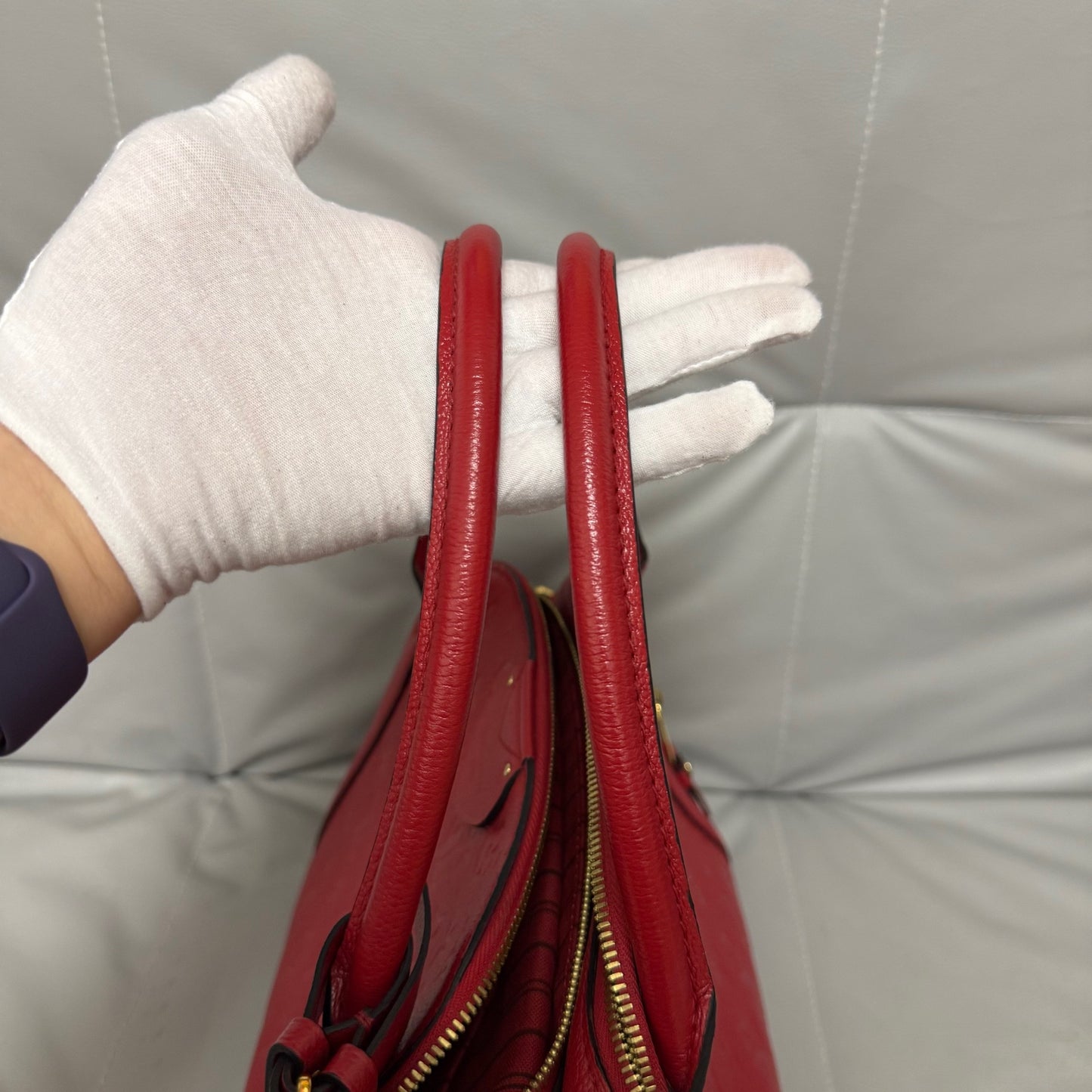 Louis Vuitton - Marais - Leather - Red - (medium)
