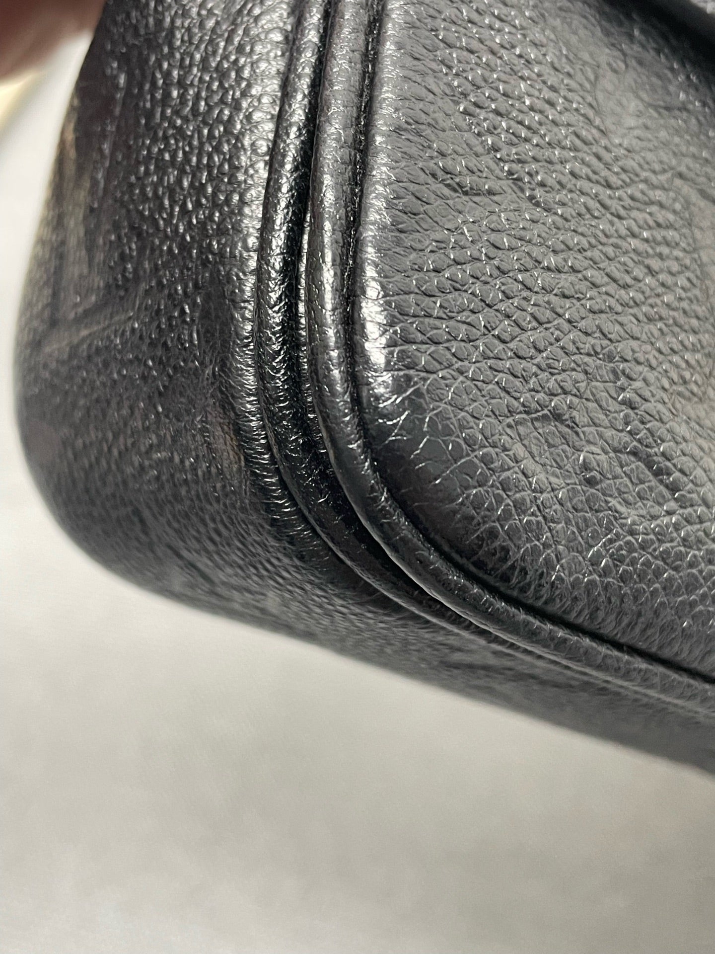 Louis Vuitton - Marceau - Leather - Black - (mini)