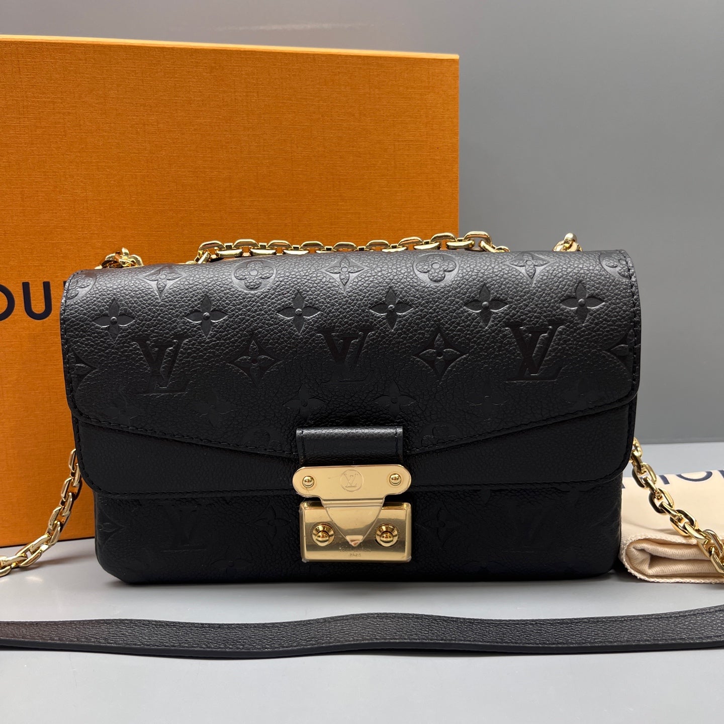 Louis Vuitton - Marceau - Leather - Black - (small)