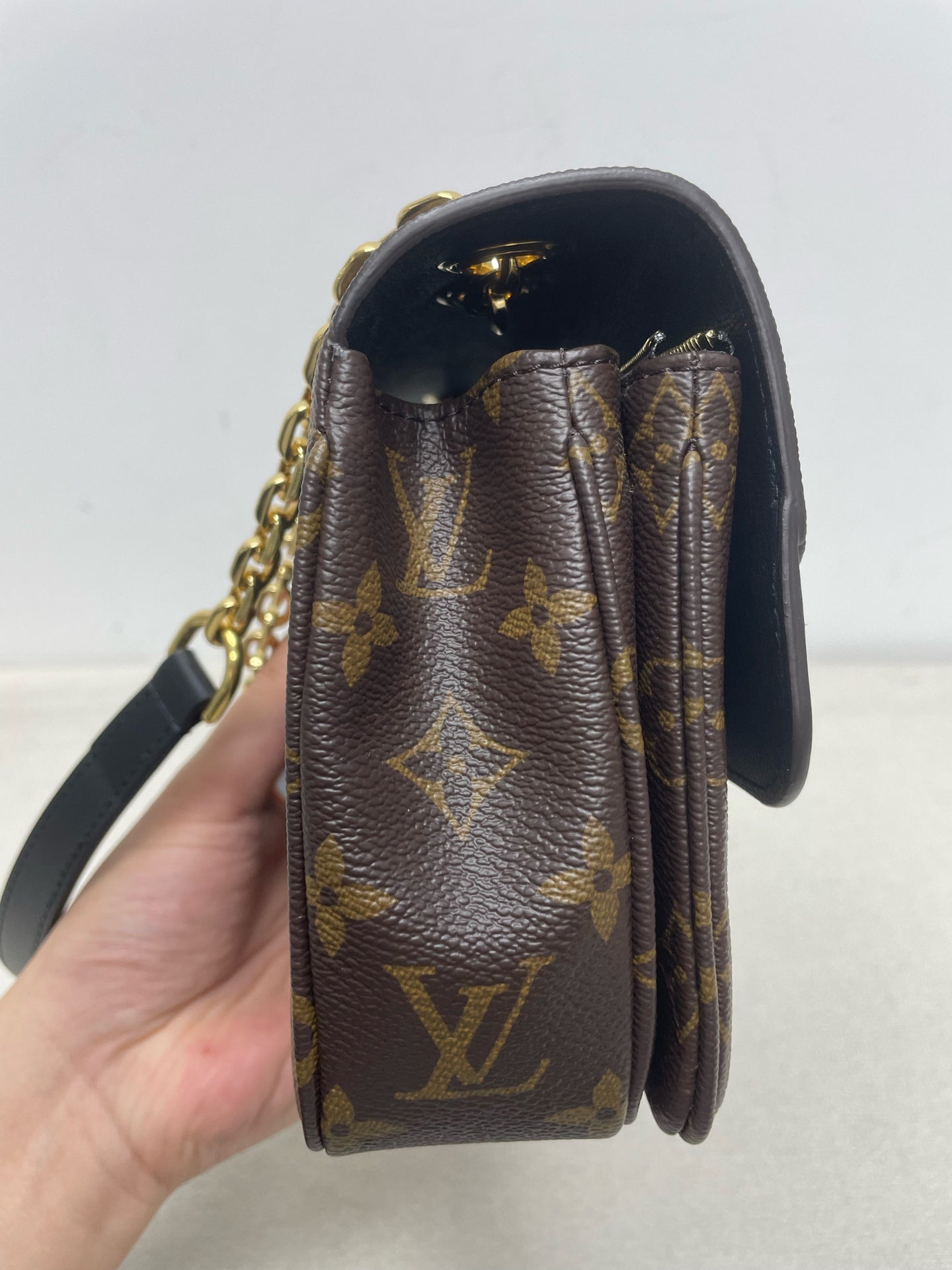 Louis Vuitton - Marceau - Leather - Brown - (small)