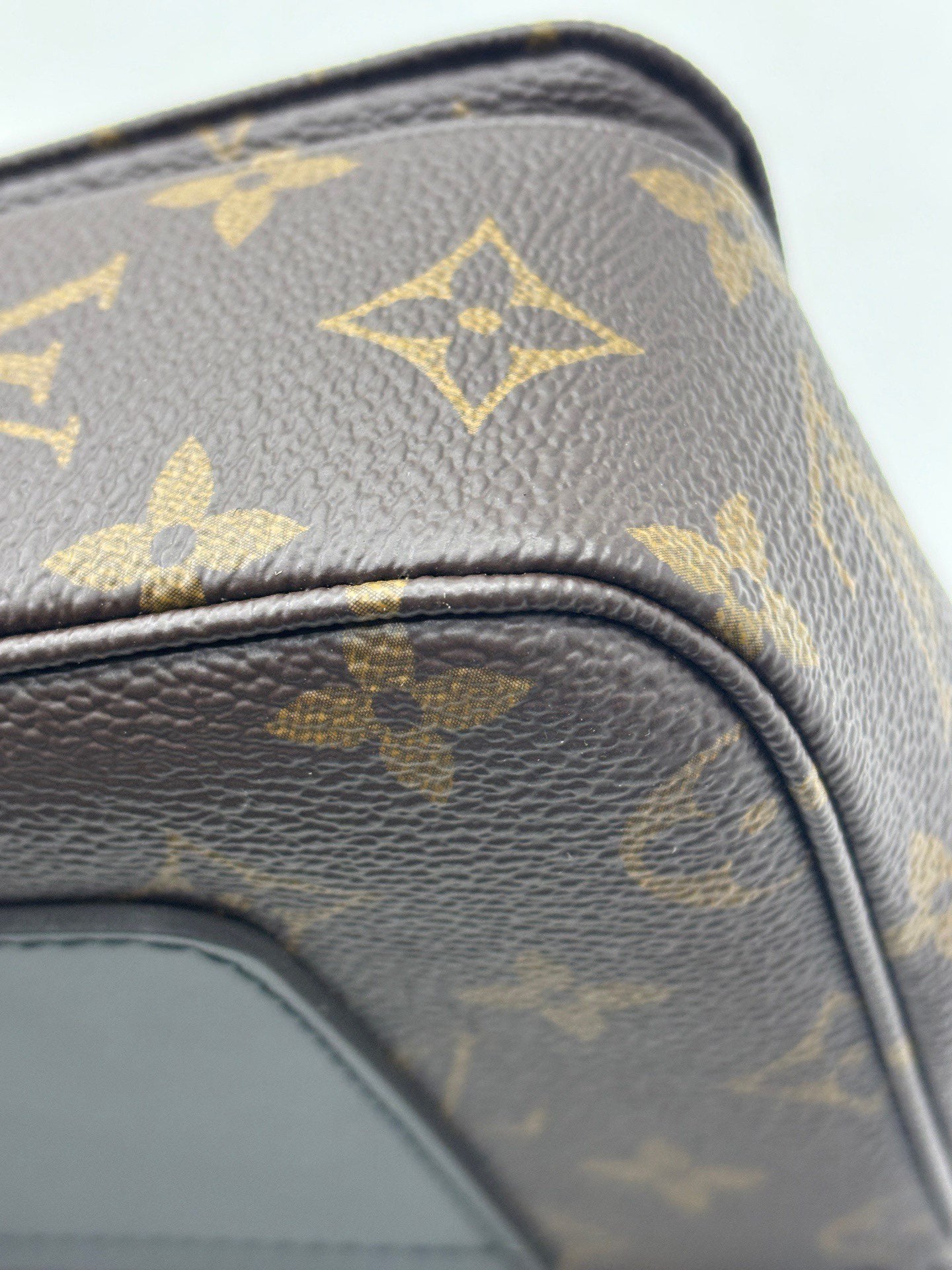 Louis Vuitton - Marceau - Monogram coated canvas with cowhide leather trim - Brown with black trim - (small)