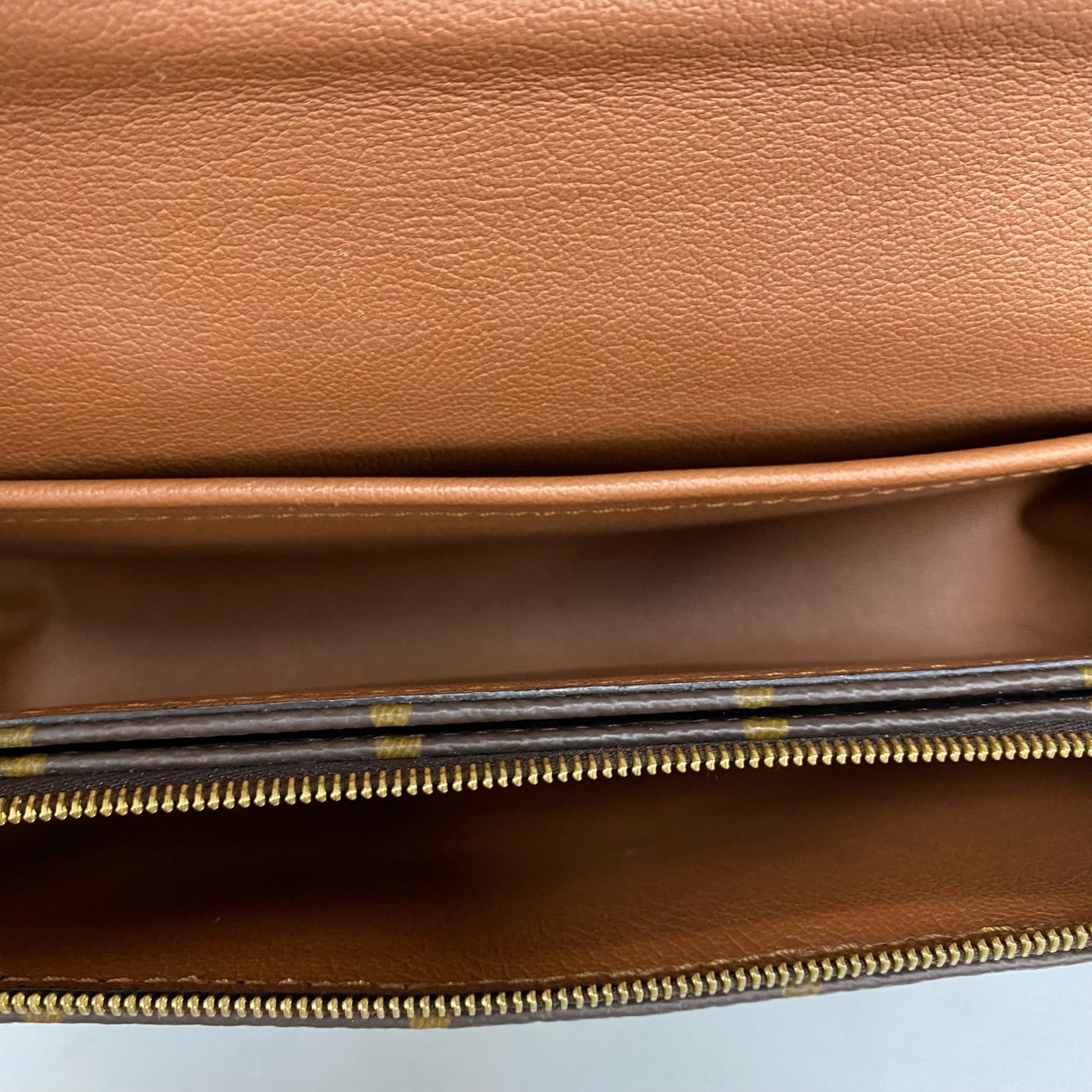 Louis Vuitton - Marceau - Monogram coated canvas with natural cowhide leather trim - Brown - (Small)