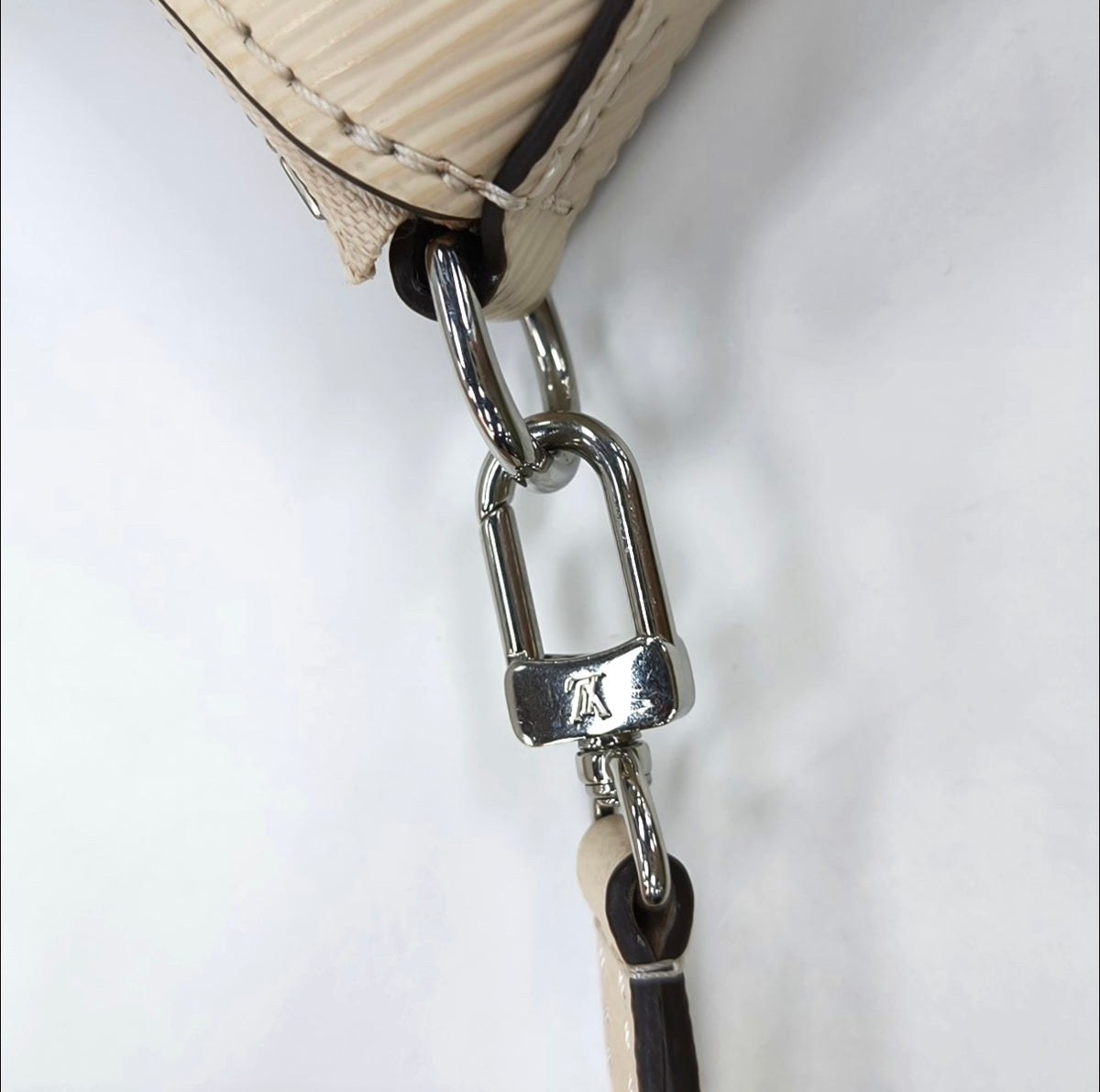Louis Vuitton - Marelle - Leather - White - (small)