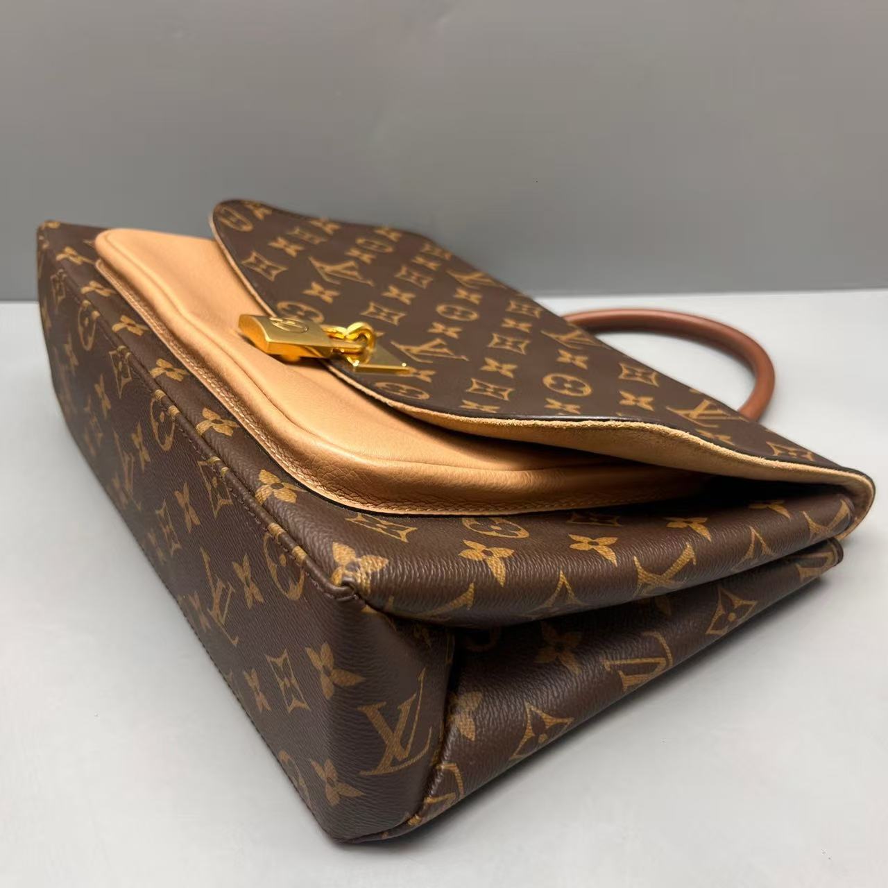 Louis Vuitton - Marignan Lock Messenger Bag - Monogram canvas and leather - Brown - (Medium)