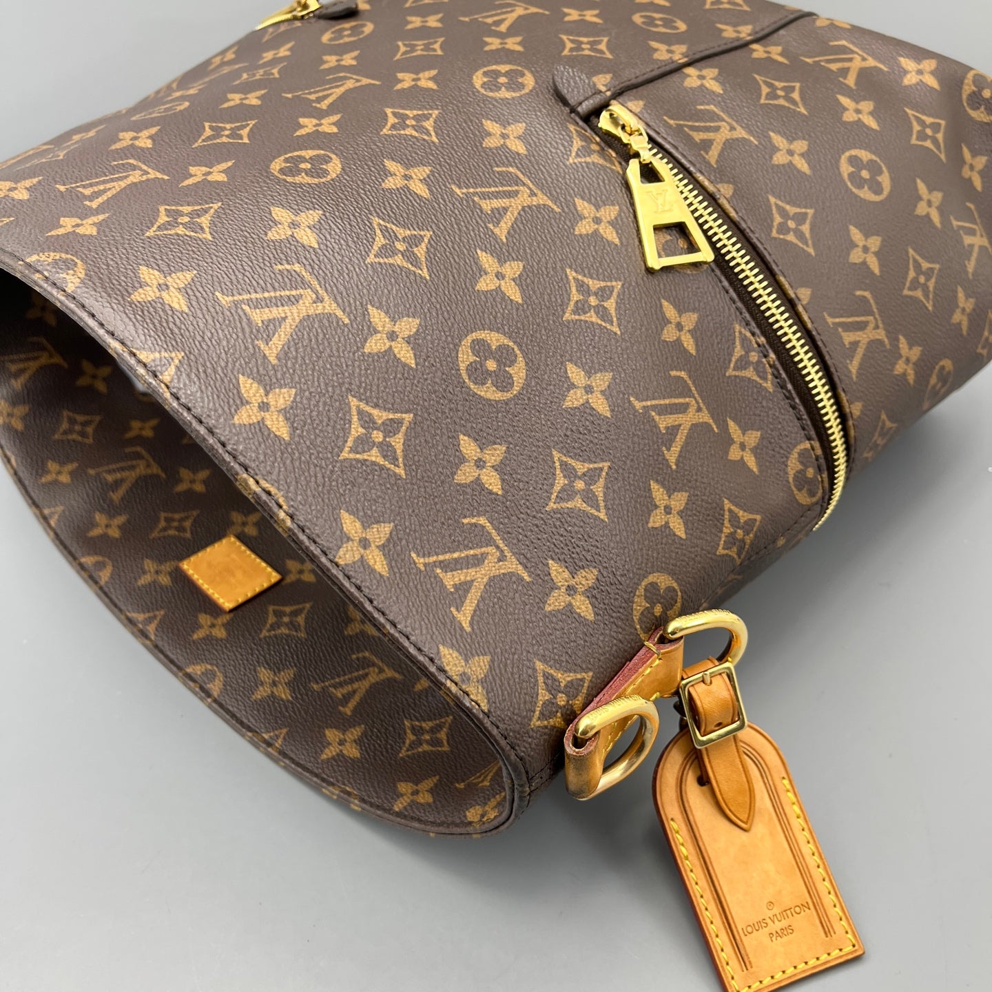 Louis Vuitton - Melie Hobo - Leather - Brown - (medium)