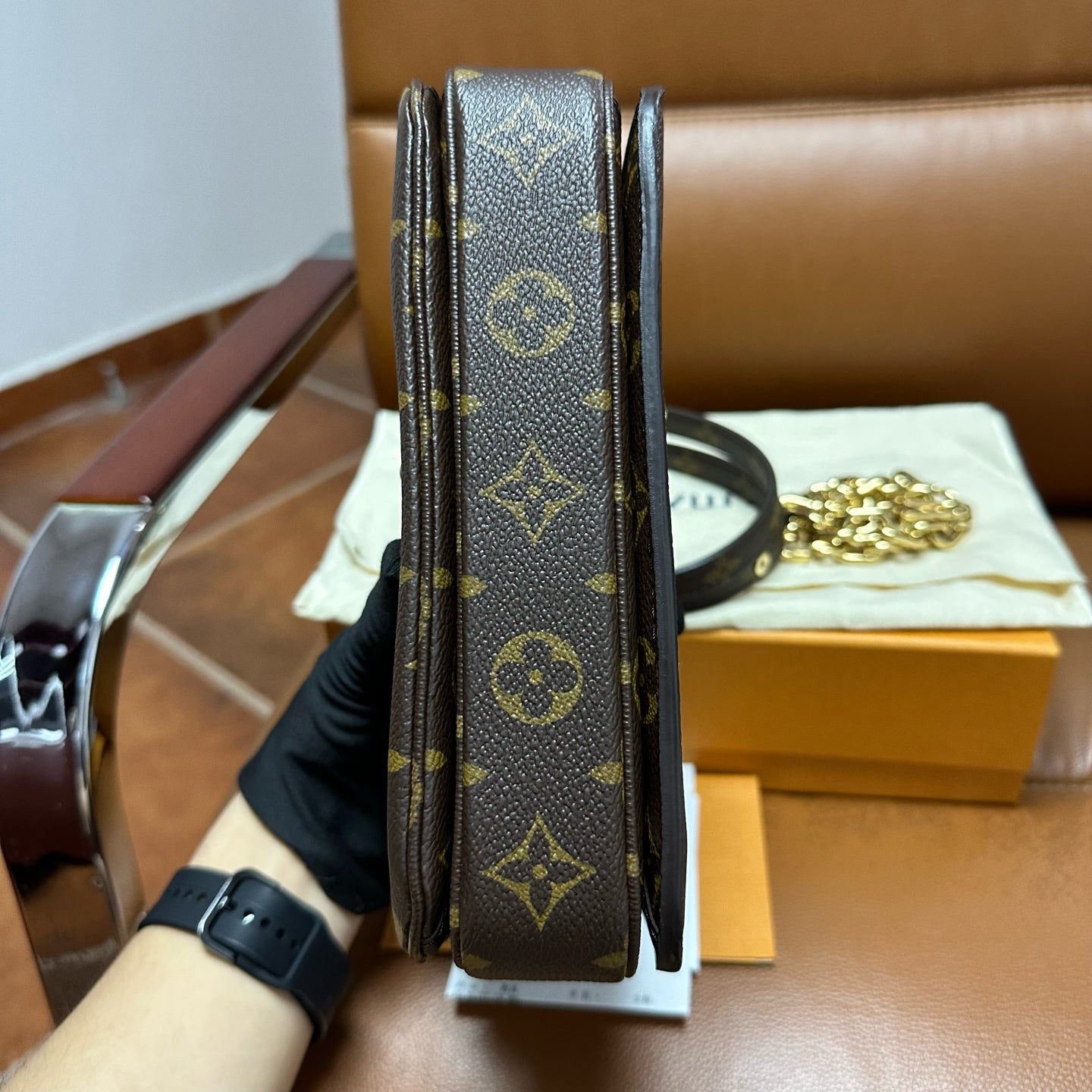 Louis Vuitton - Metis East West - Leather - Brown - (mini)