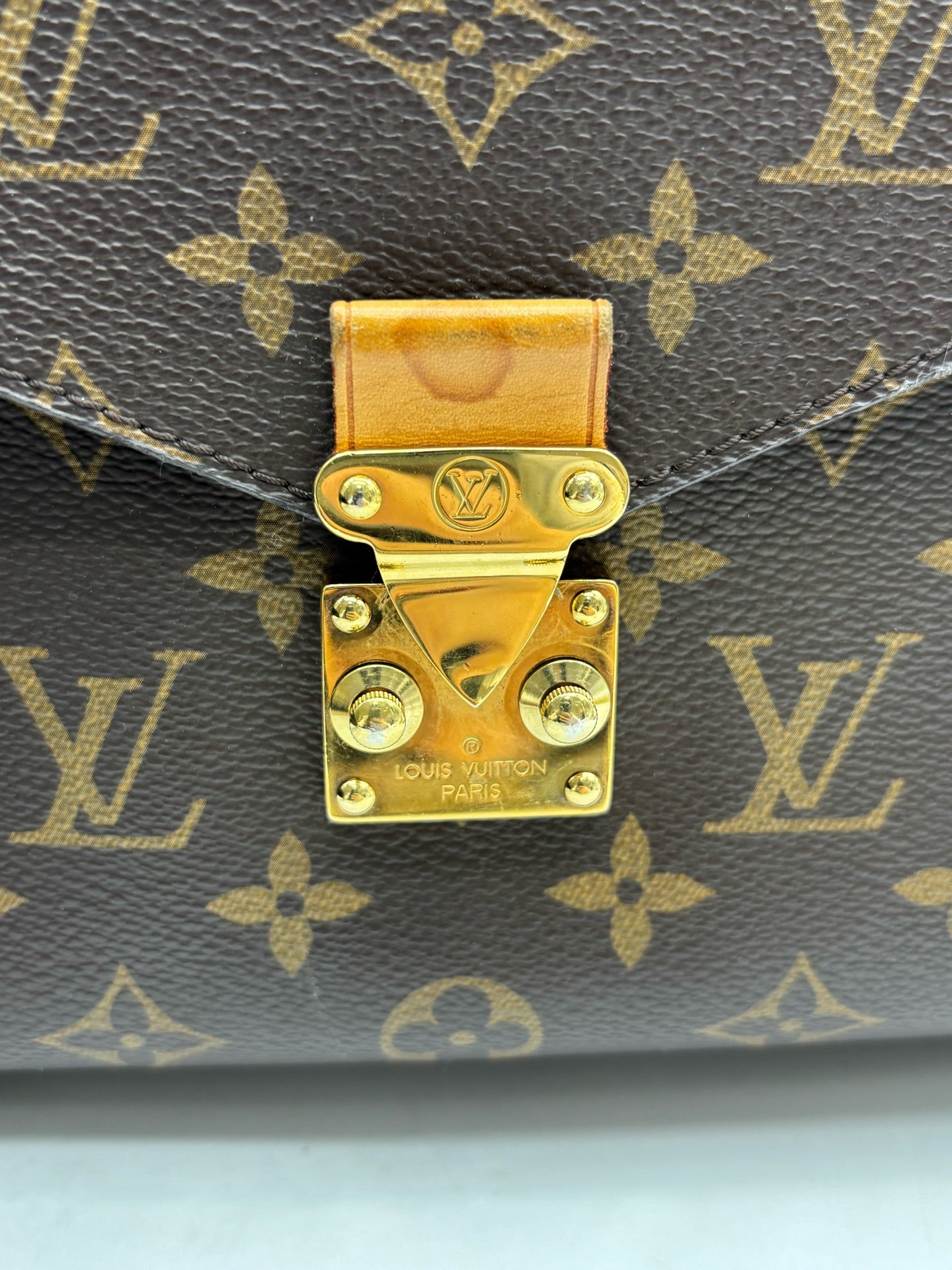 Louis Vuitton - Metis Hobo - Leather - Brown - (medium)