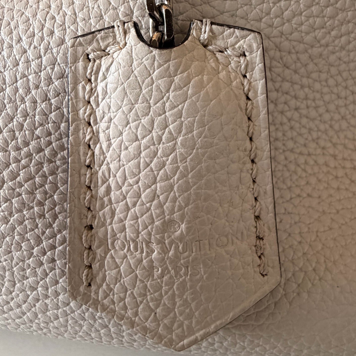 Louis Vuitton - Milla MM - Calfskin - White - (medium)