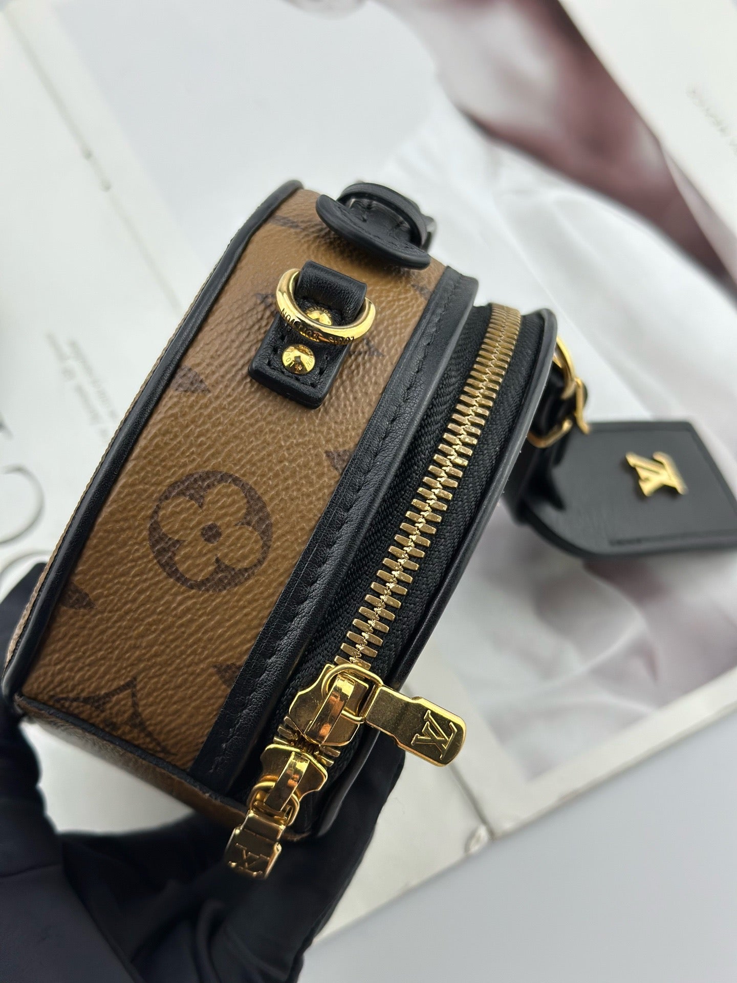 Louis Vuitton - Mini Boîte Chapeau - Monogram coated canvas with leather trim - Brown - (mini)