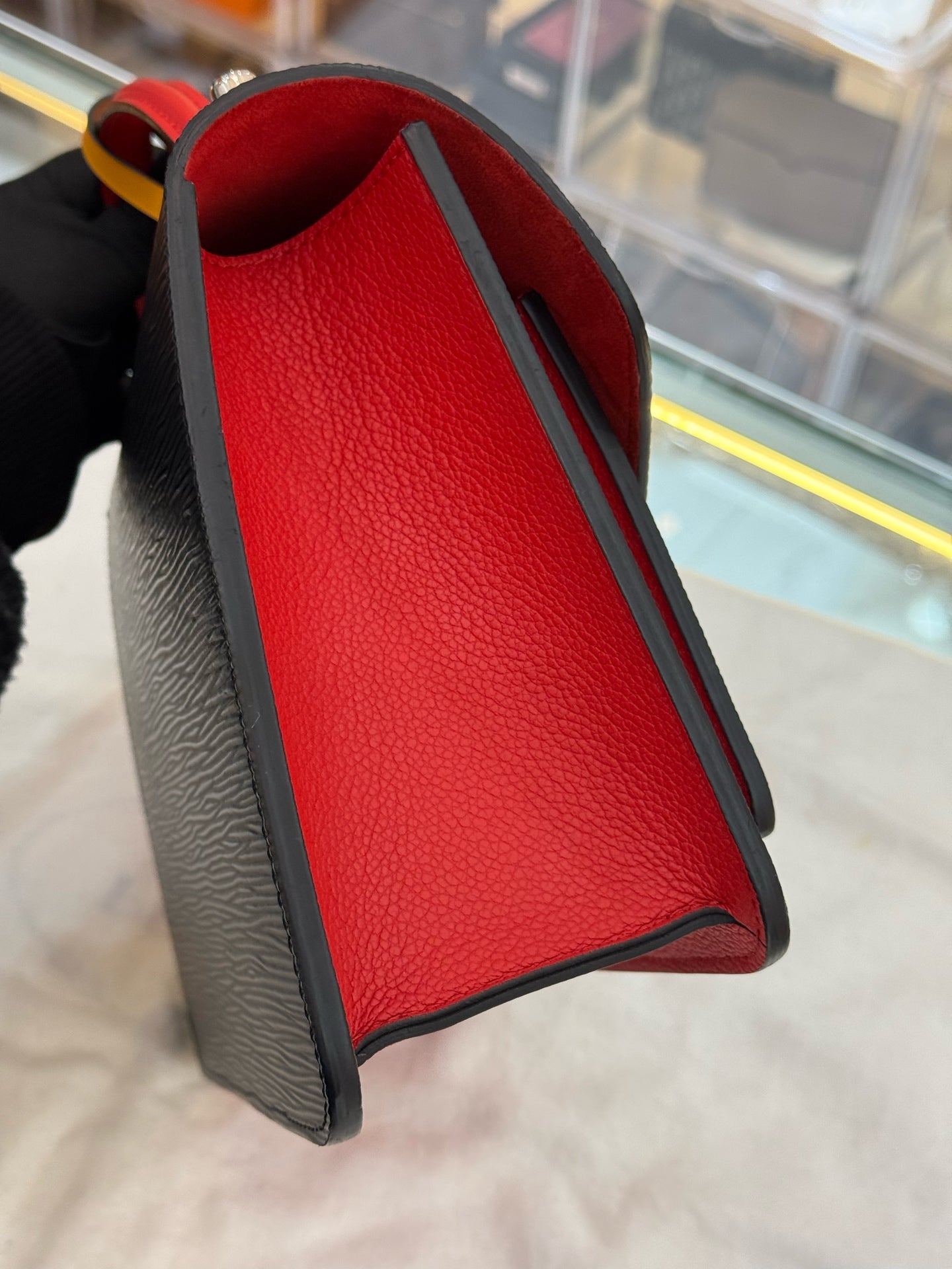 Louis Vuitton - Monceau - Leather - Black - (small)