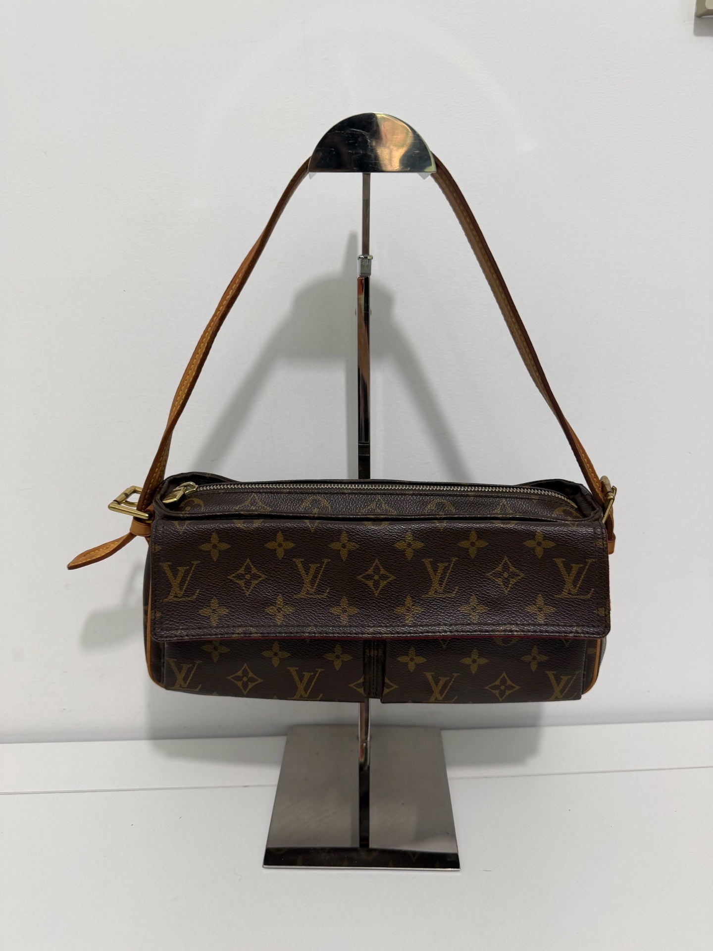 Louis Vuitton - Monogram Camel bag - Leather - Brown - (small)