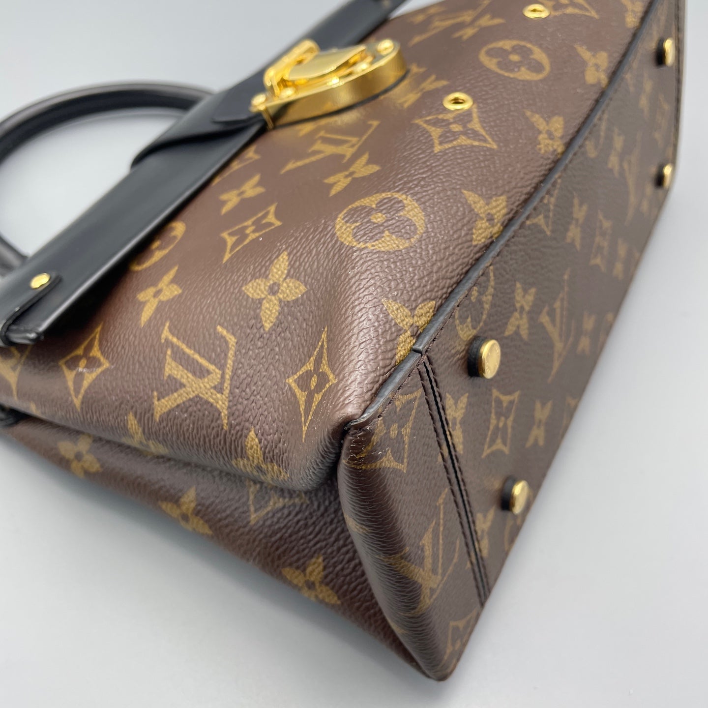 Louis Vuitton - Monogram Canvas Bag - Cloth - Brown - (Medium)
