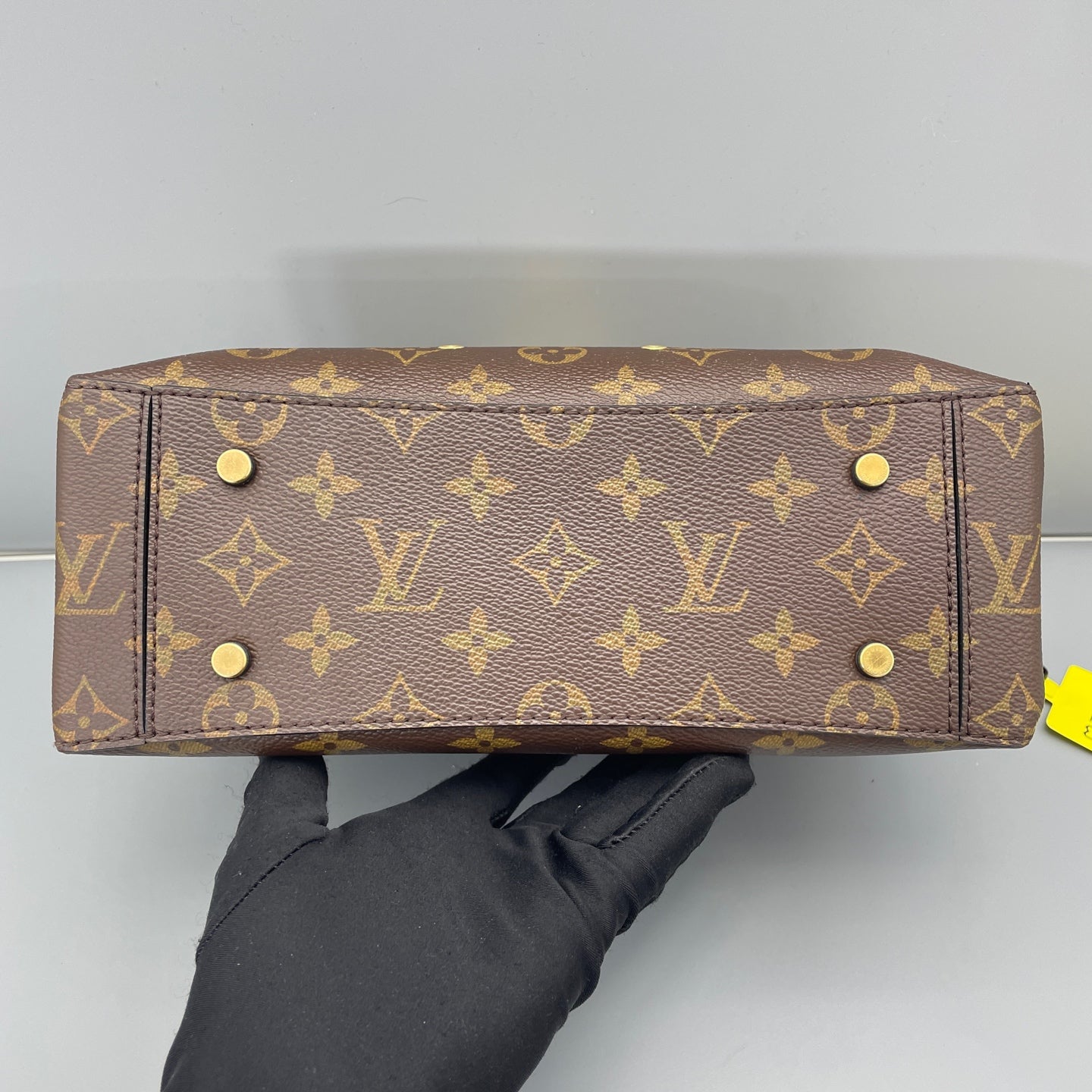 Louis Vuitton - Monogram Canvas Bag - Cloth - Brown - (Medium)