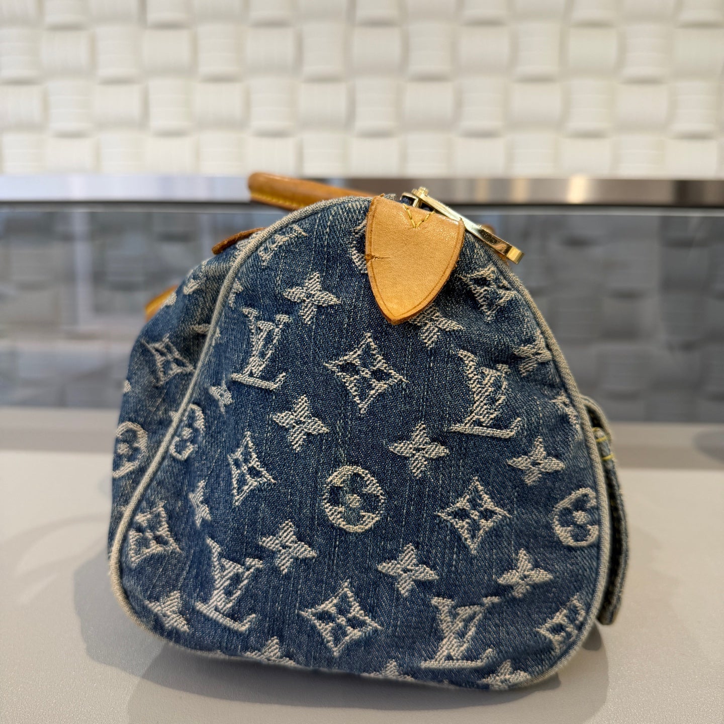 Louis Vuitton - Monogram Denim Speedy Manhattan - Denim, Vachetta Leather - Blue - (medium)