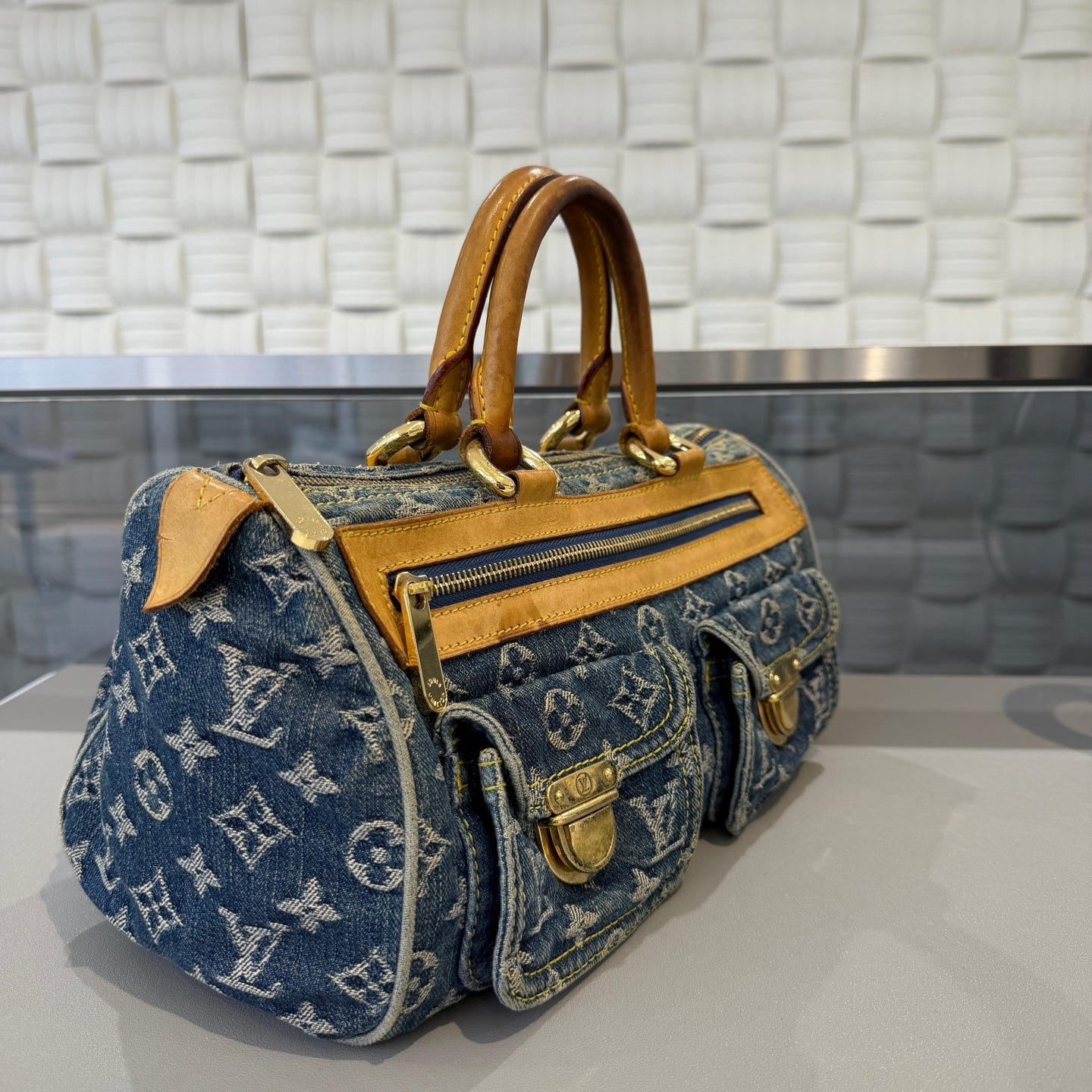 Louis Vuitton - Monogram Denim Speedy Manhattan - Denim, Vachetta Leather - Blue - (medium)