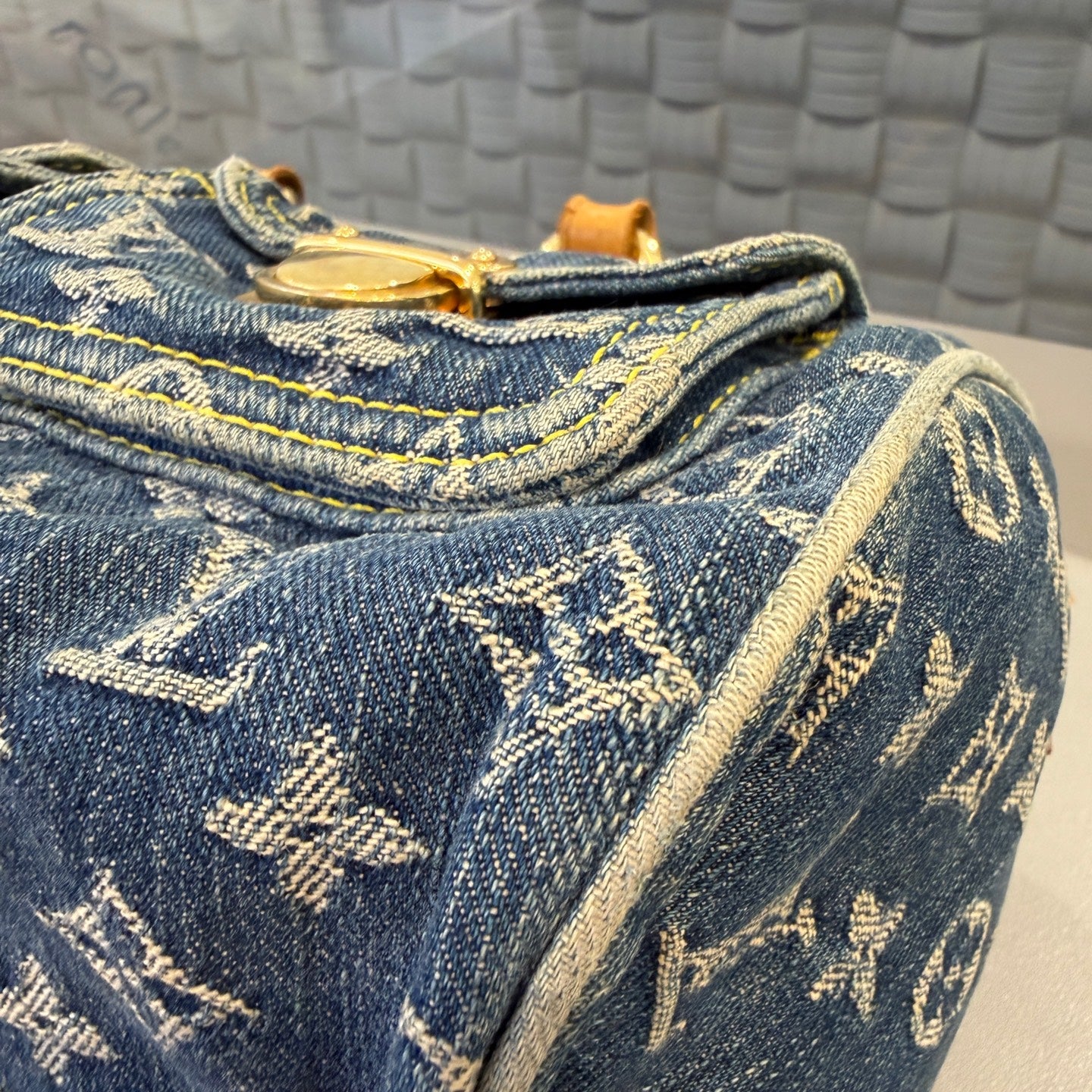 Louis Vuitton - Monogram Denim Speedy Manhattan - Denim, Vachetta Leather - Blue - (medium)