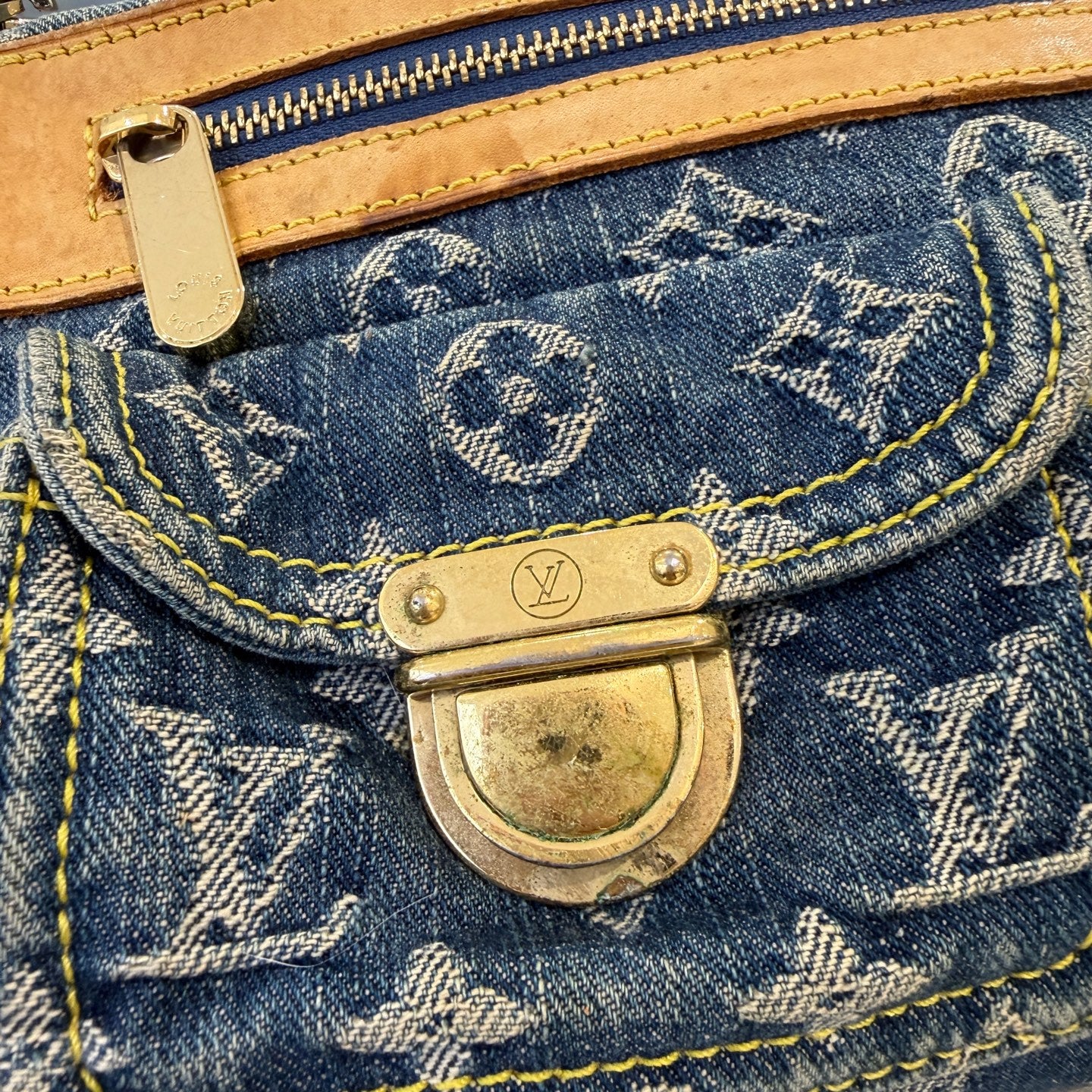 Louis Vuitton - Monogram Denim Speedy Manhattan - Denim, Vachetta Leather - Blue - (medium)