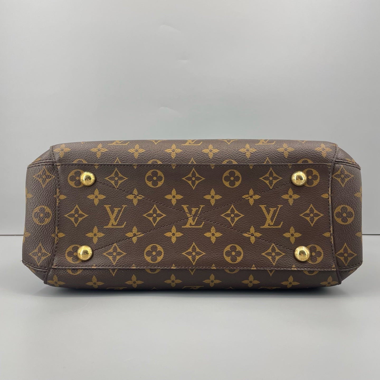 Louis Vuitton - Monogram - Leather - Brown - (medium)
