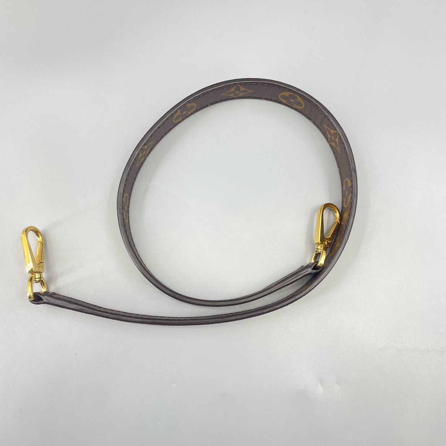 Louis Vuitton - Monogram - Leather - Brown - (medium)