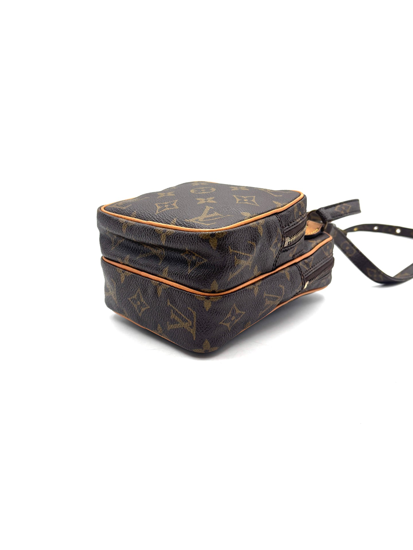Louis Vuitton - Monogram Vertical Double Camera Bag - Monogram coated canvas with natural vachetta leather trim - Brown - (Small)