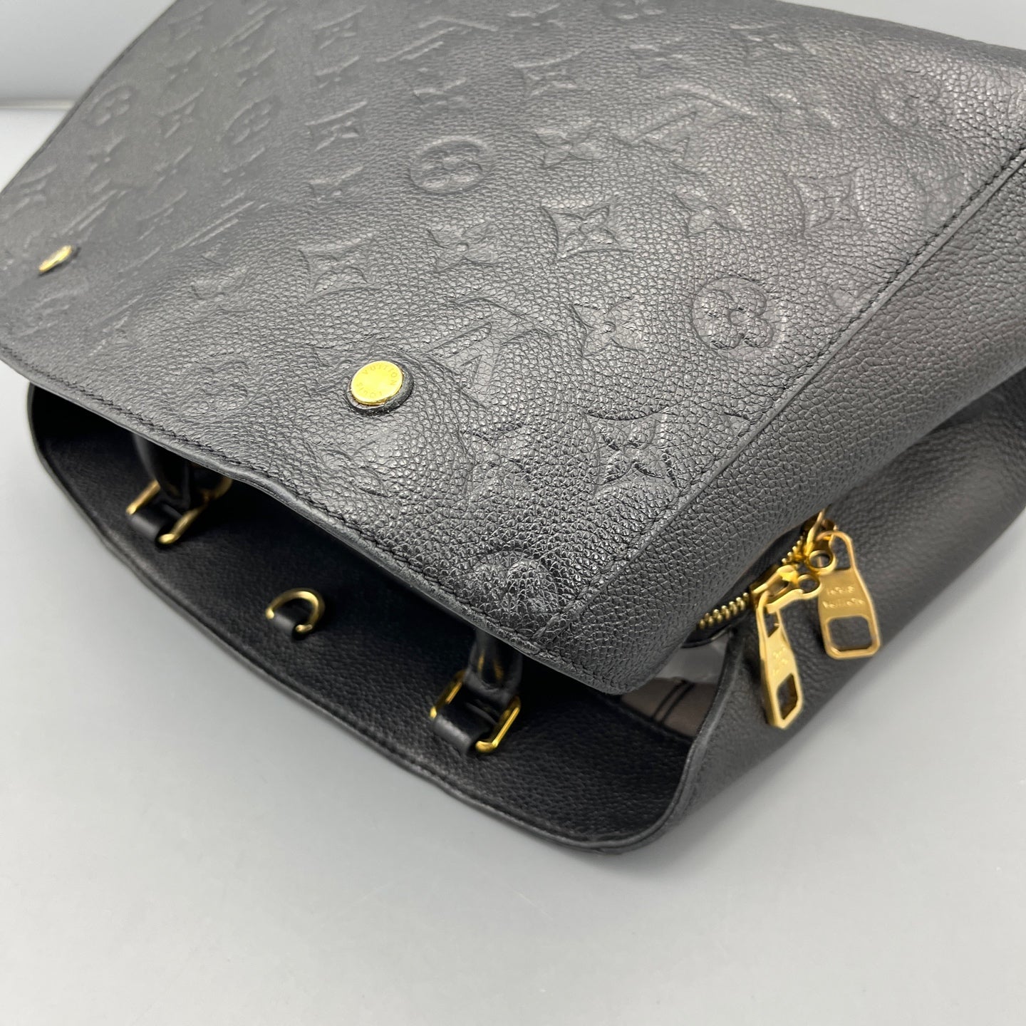 Louis Vuitton - Montaigne BB - Leather - Black - (mini)