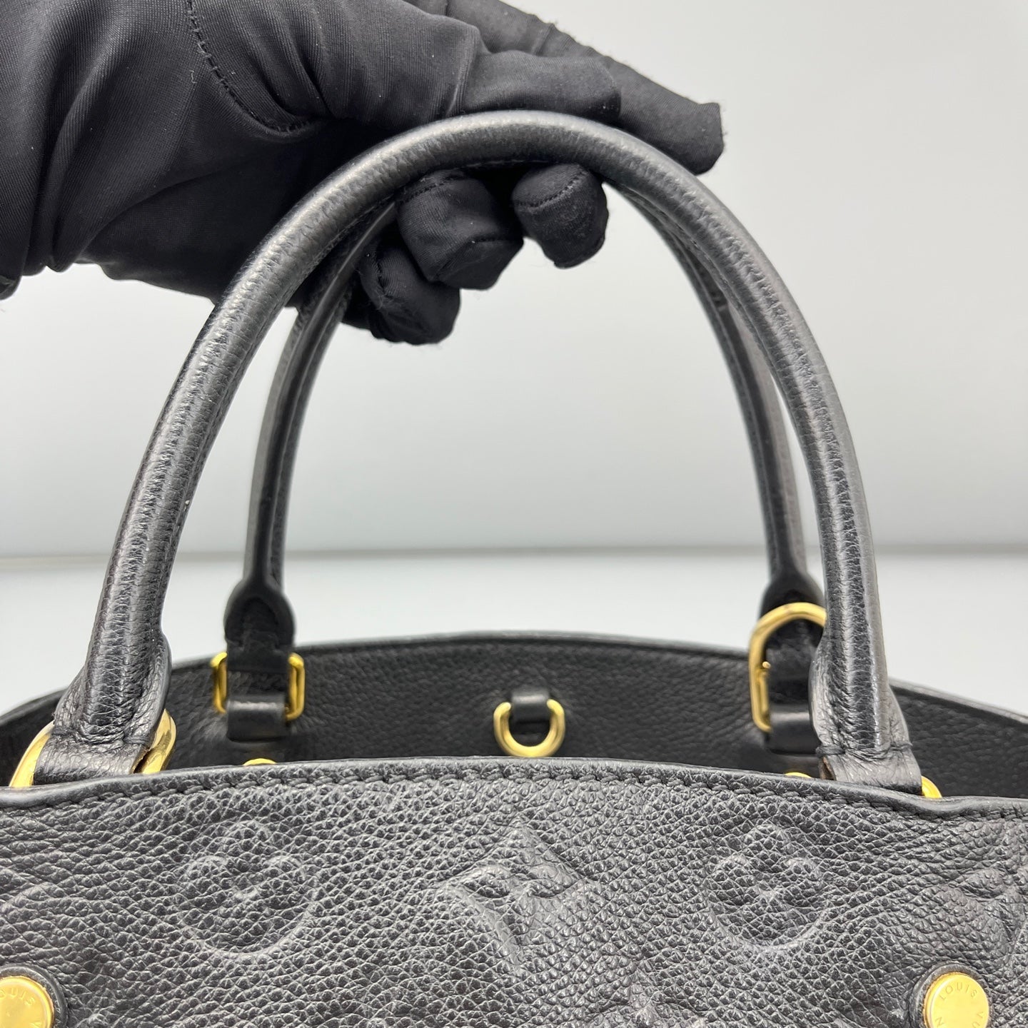 Louis Vuitton - Montaigne BB - Leather - Black - (mini)