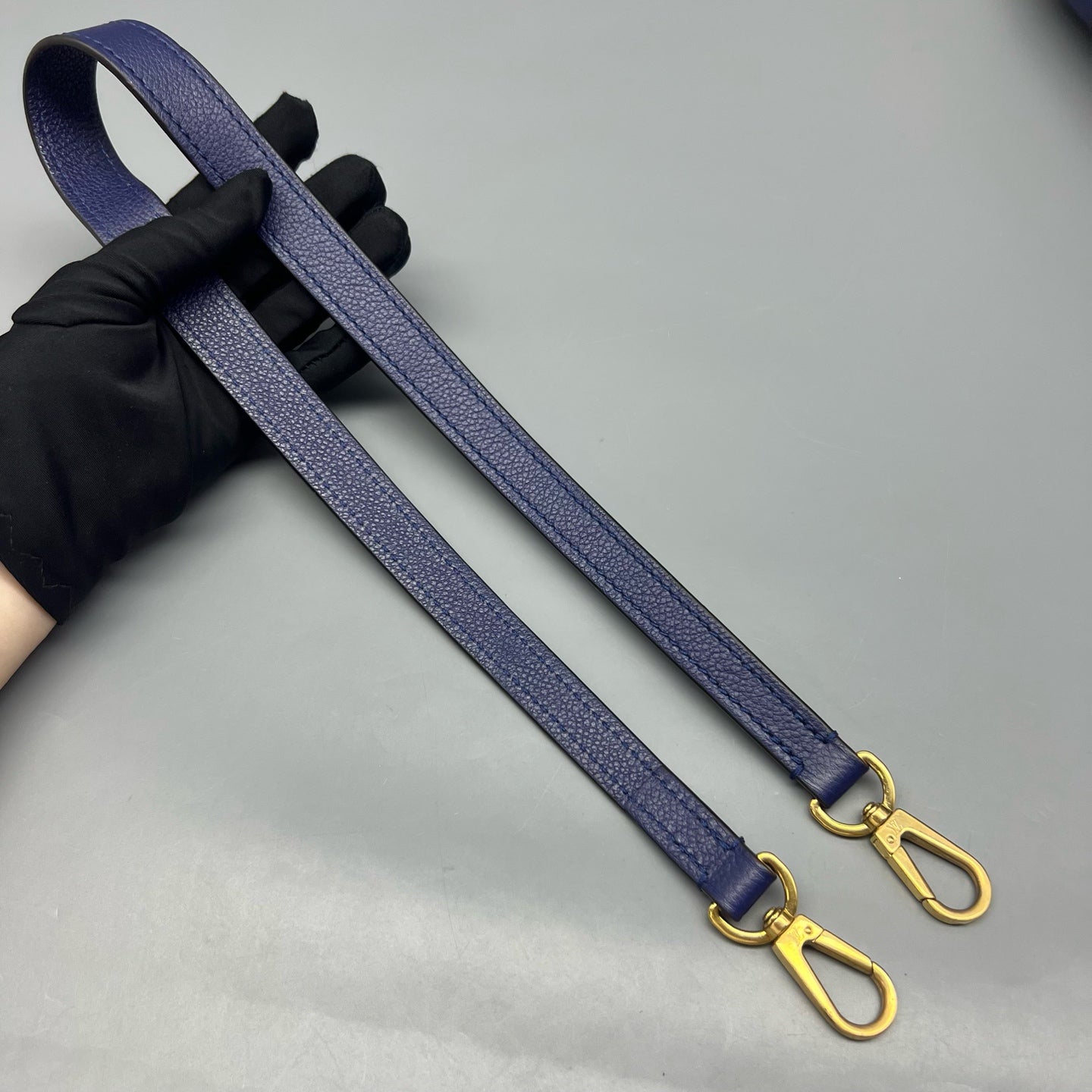 Louis Vuitton - Montaigne BB - Leather - Blue - (small)