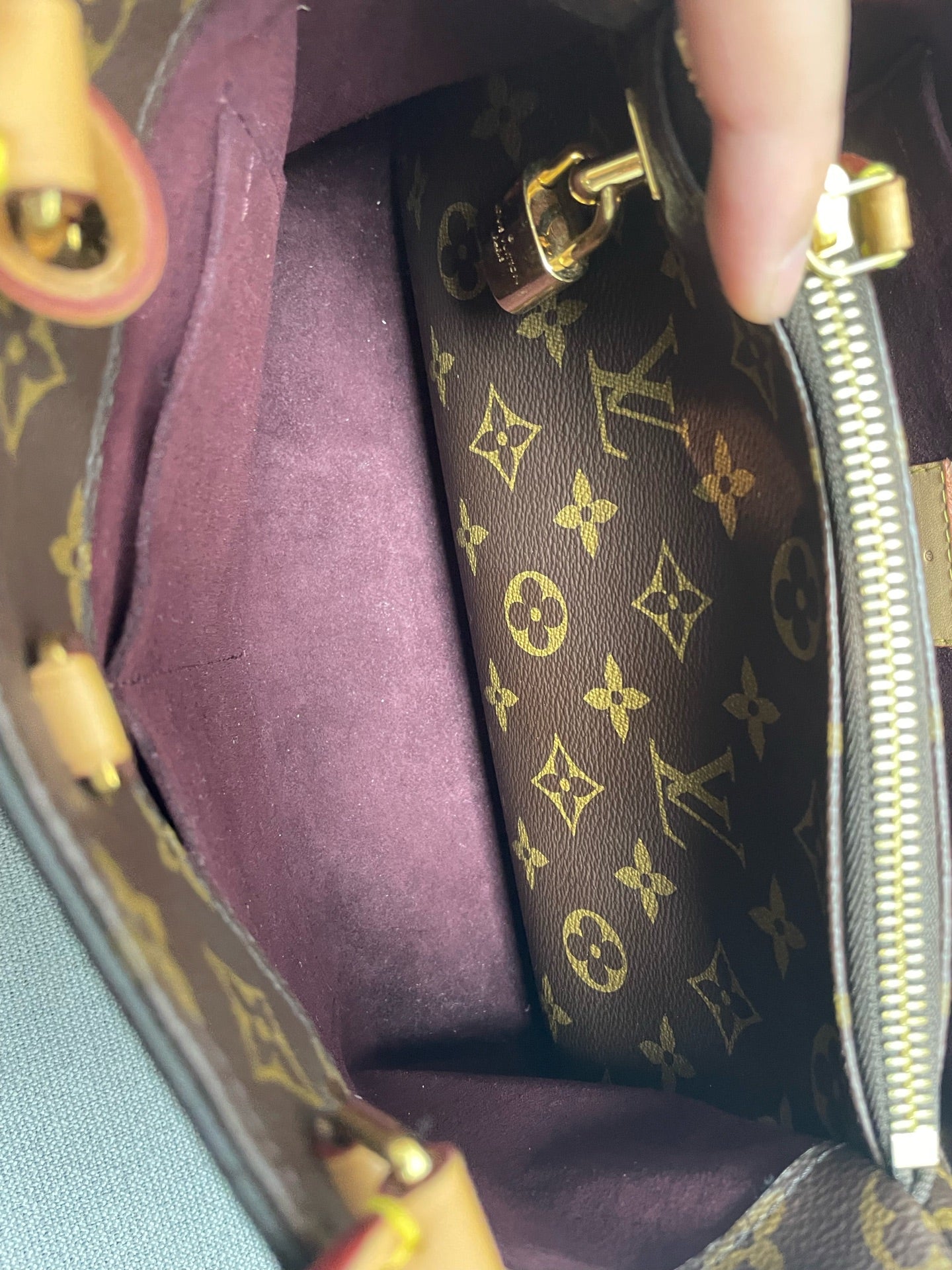 Louis Vuitton - Montaigne BB - Leather - Brown - (mini)
