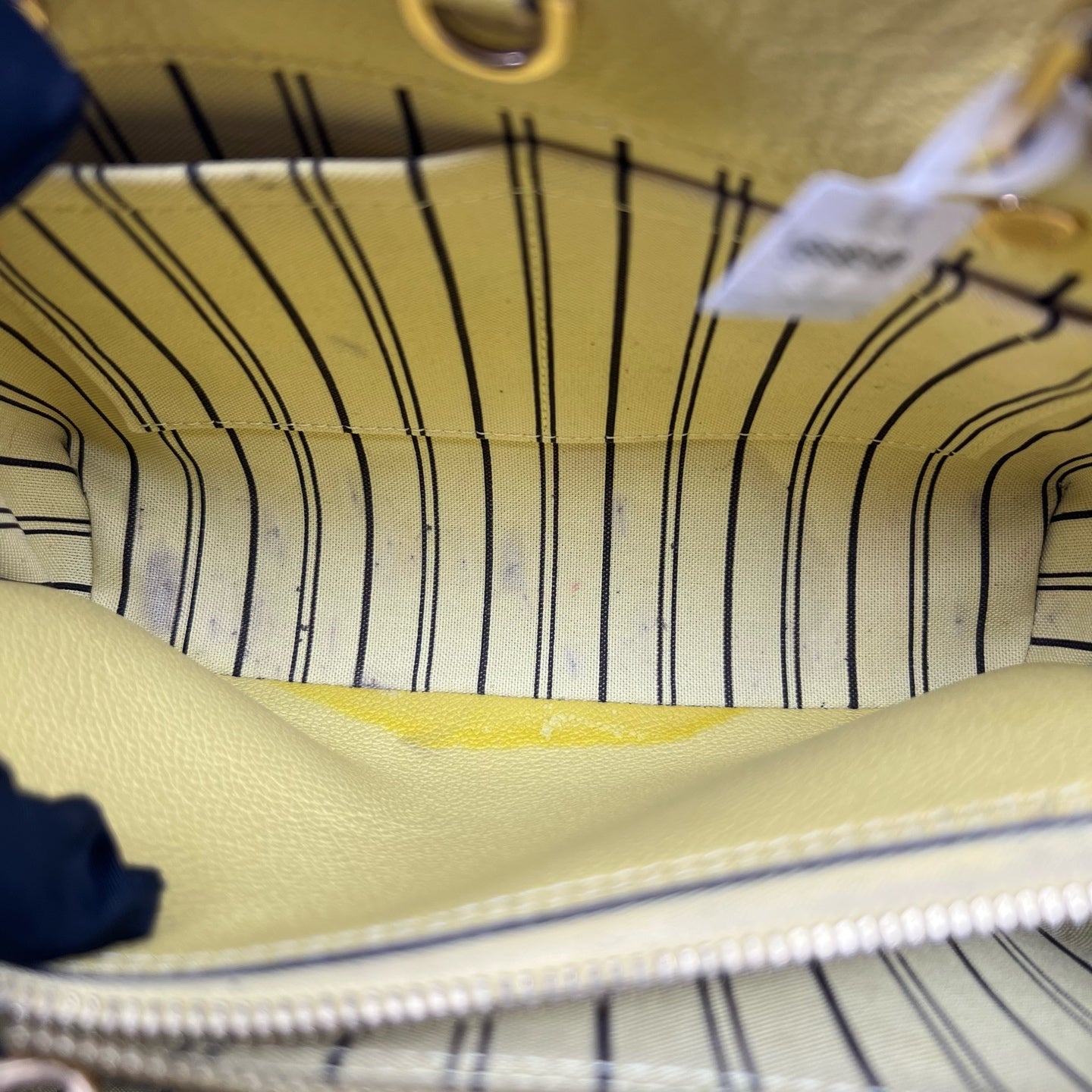 Louis Vuitton - Montaigne BB - Leather - Yellow - (mini)